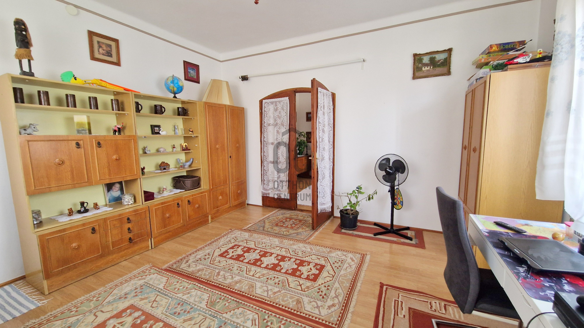 Gallery zoom image