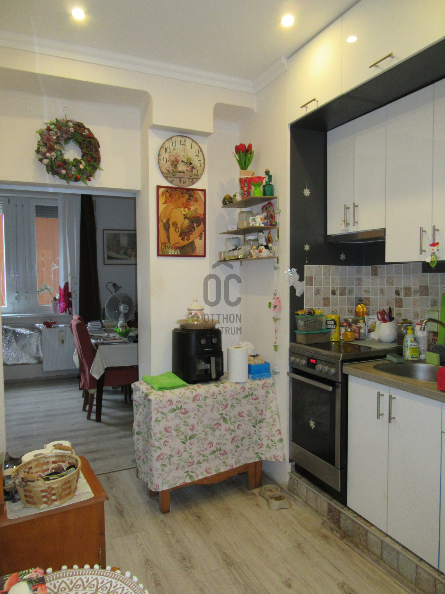 Gallery zoom image