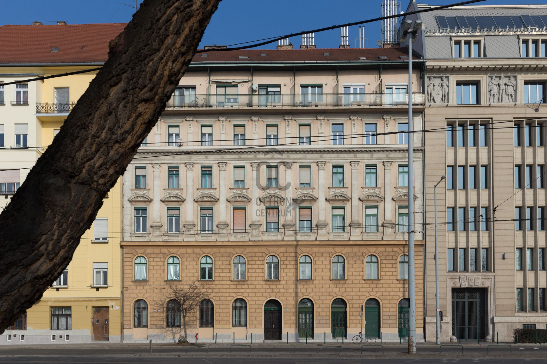 Gallery zoom image