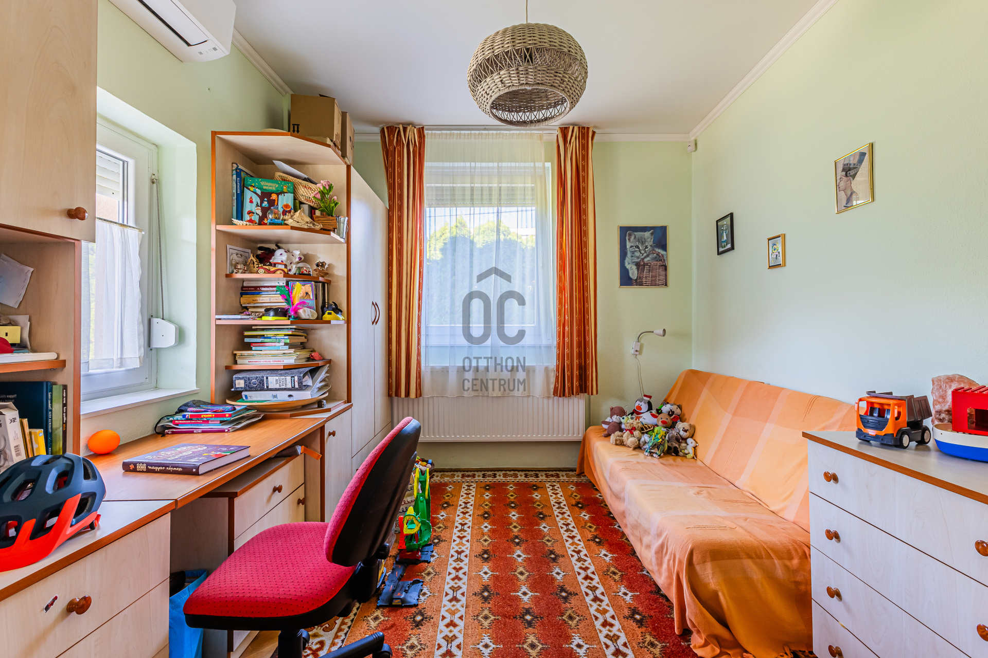 Gallery zoom image