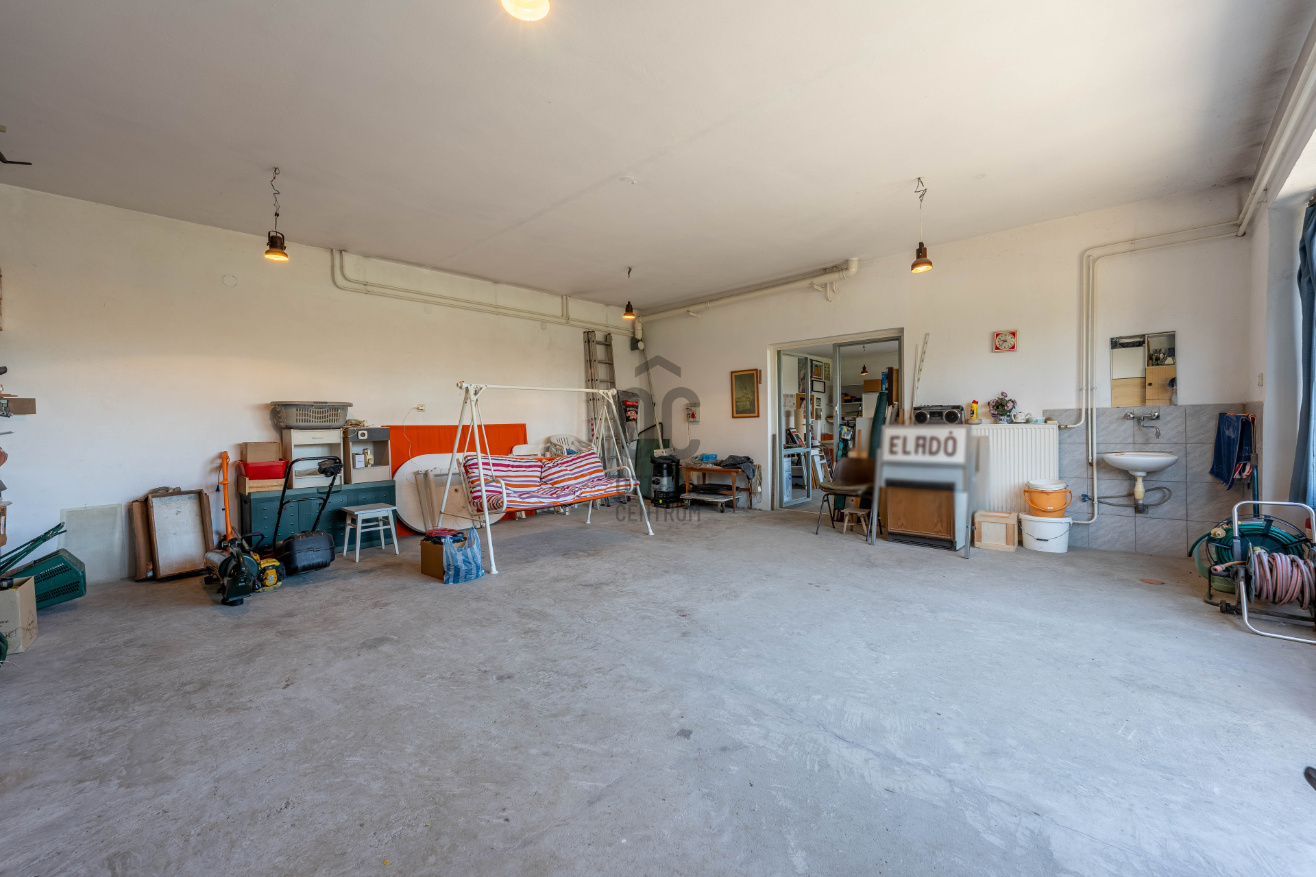 Gallery zoom image