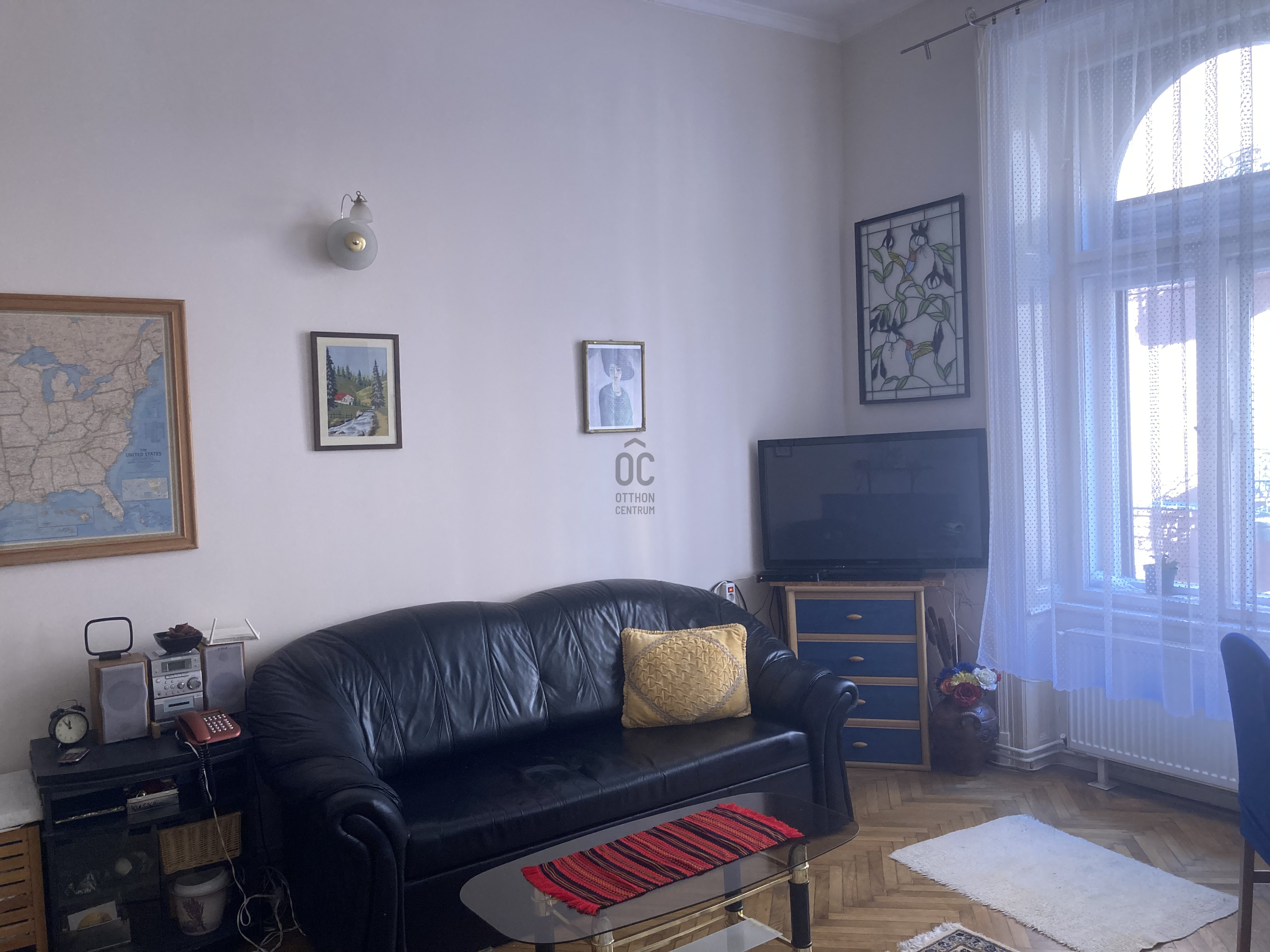 Gallery zoom image