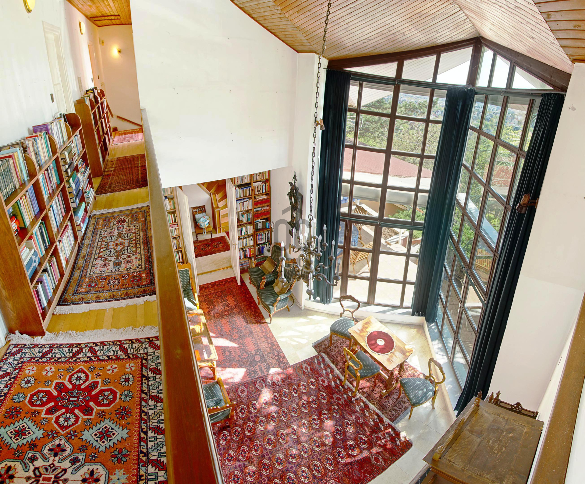 Gallery zoom image