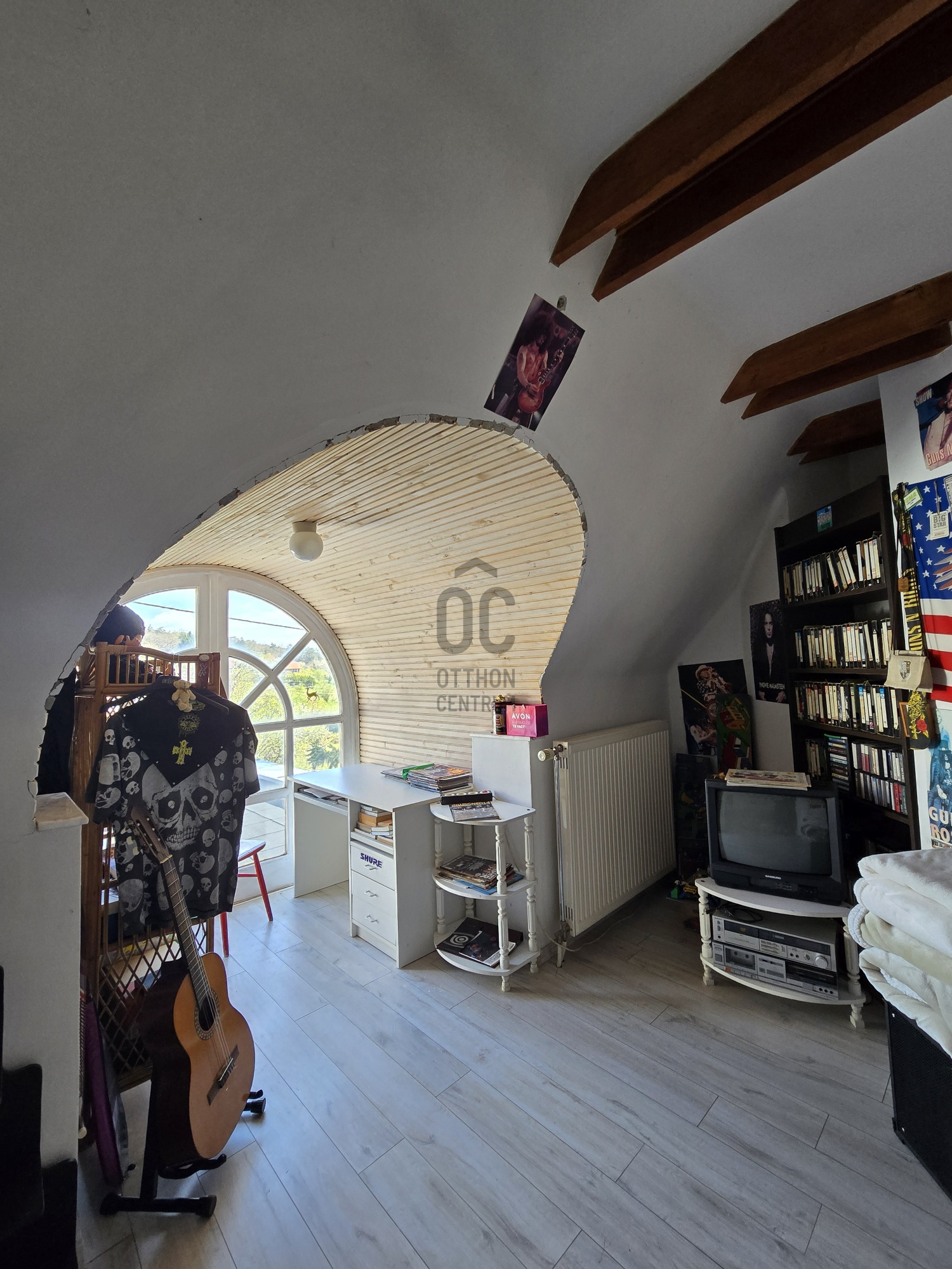 Gallery zoom image