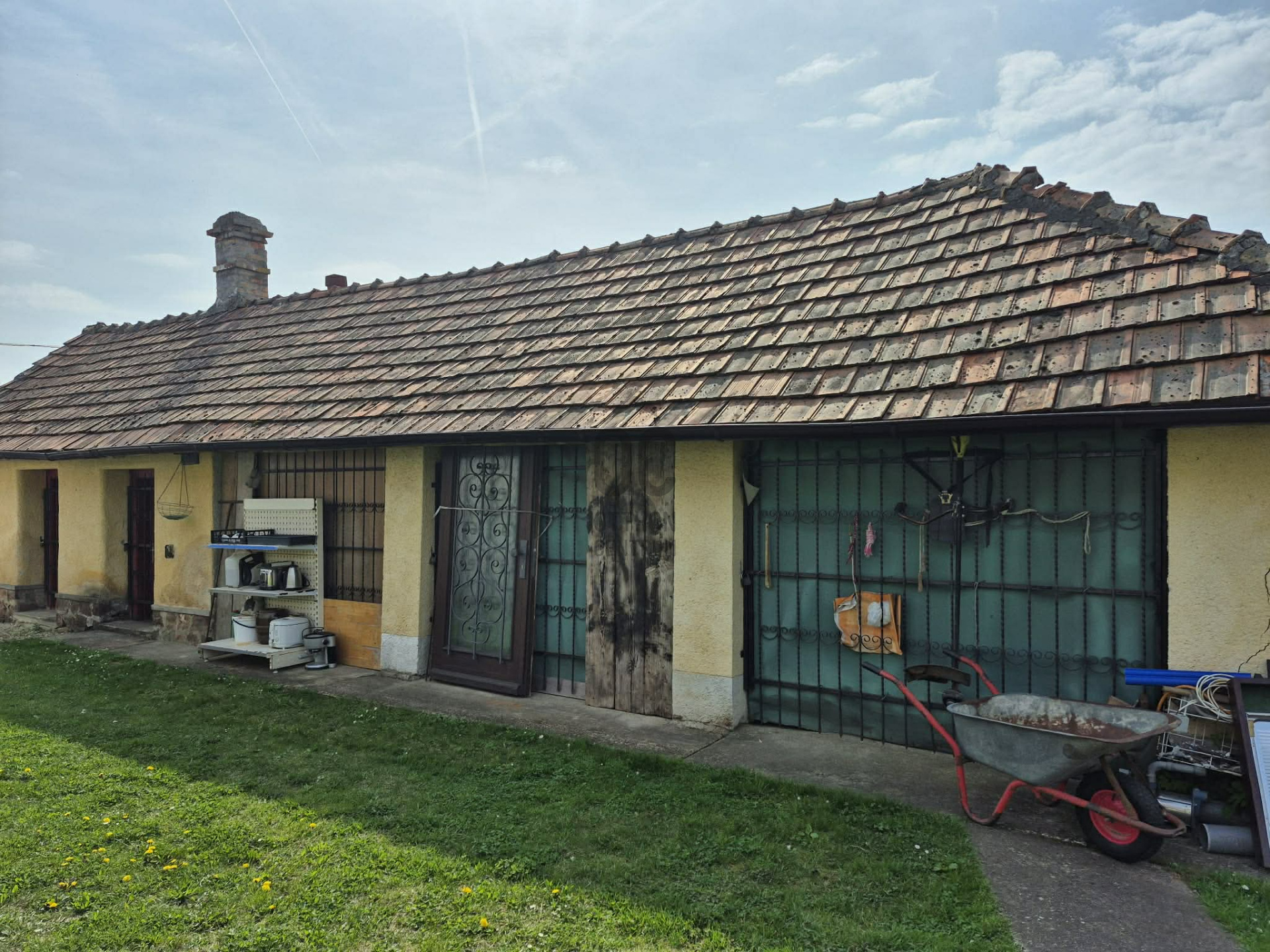 Gallery zoom image