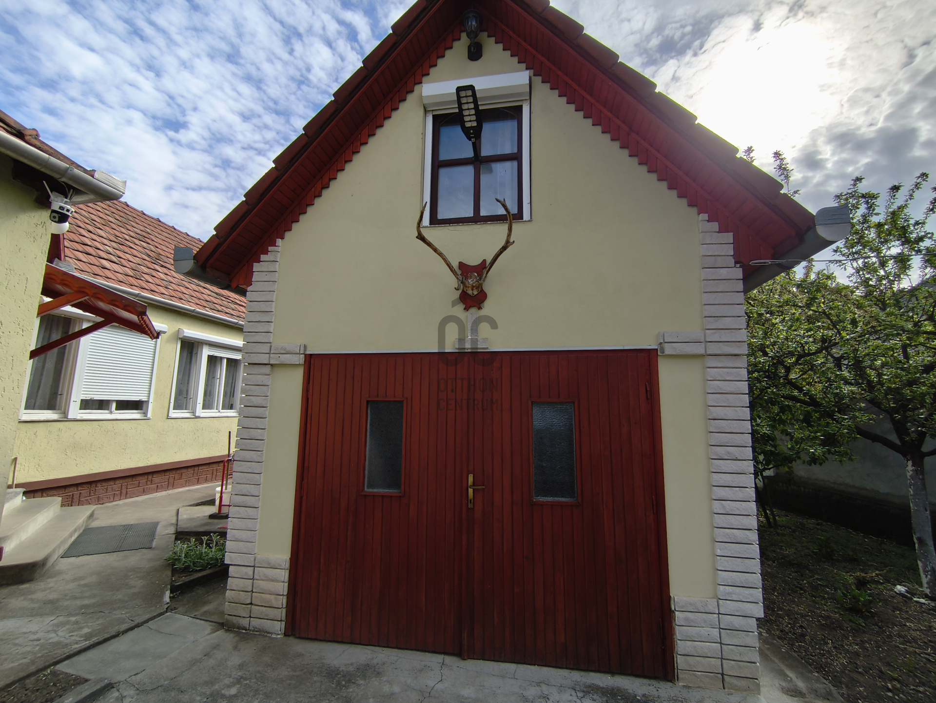 Gallery zoom image