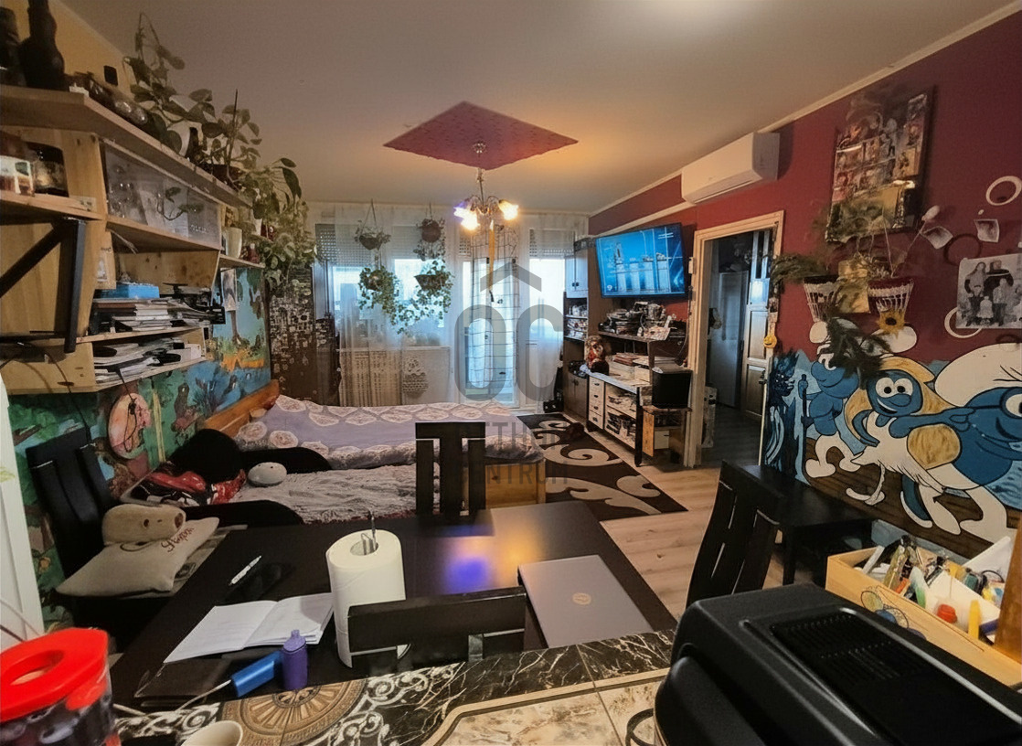 Gallery zoom image