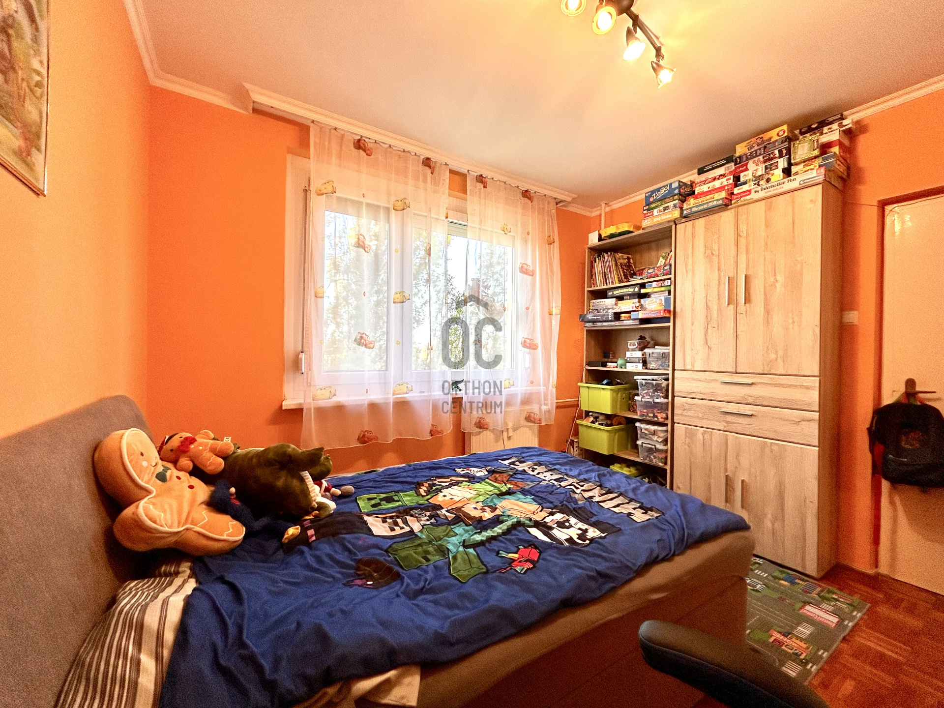 Gallery zoom image