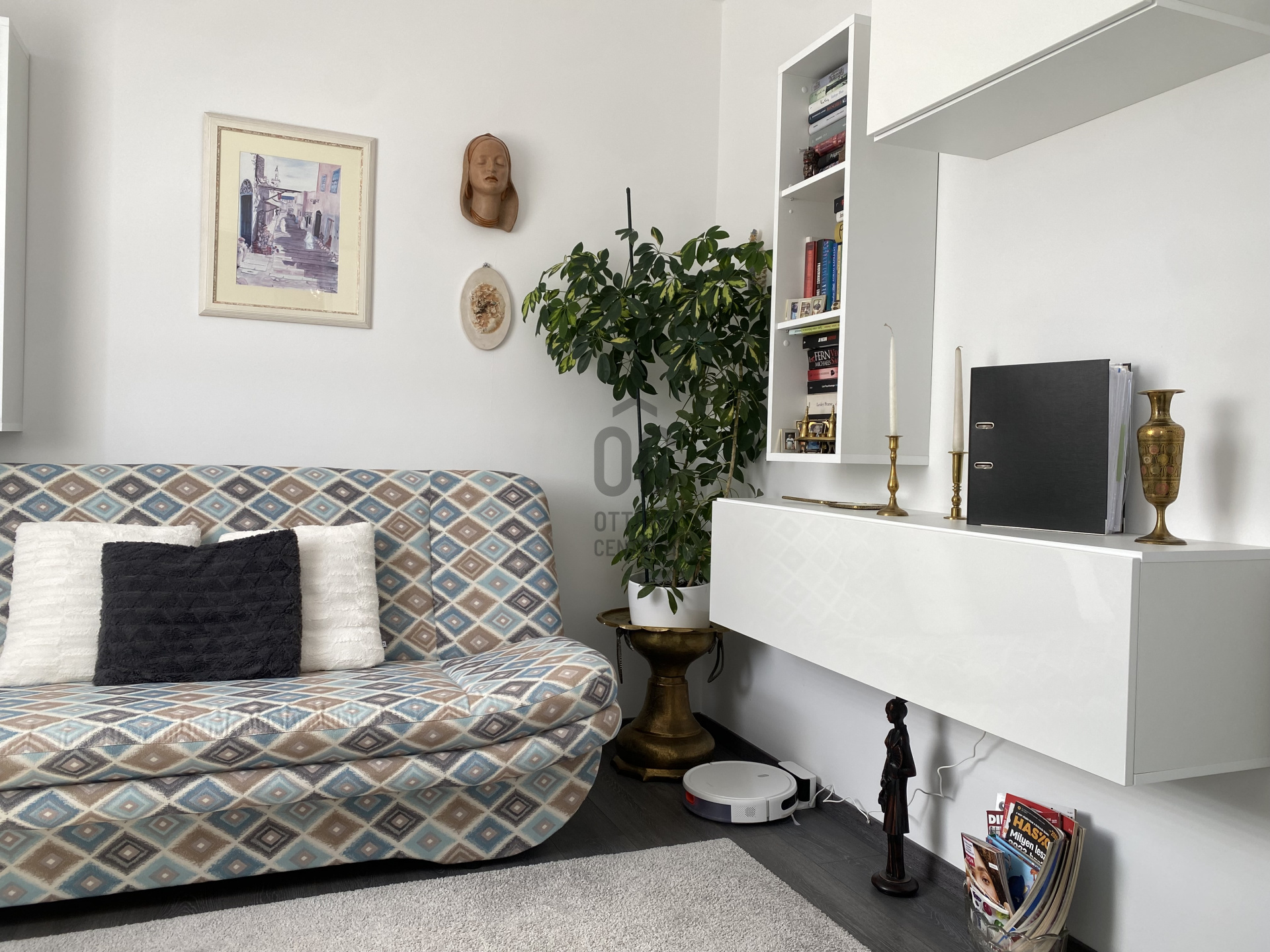 Gallery zoom image