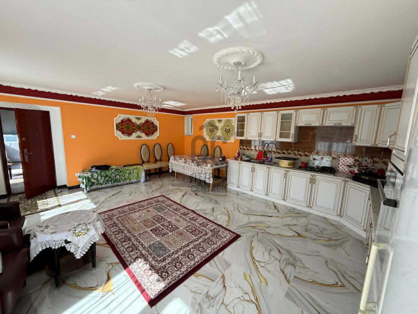 Gallery zoom image