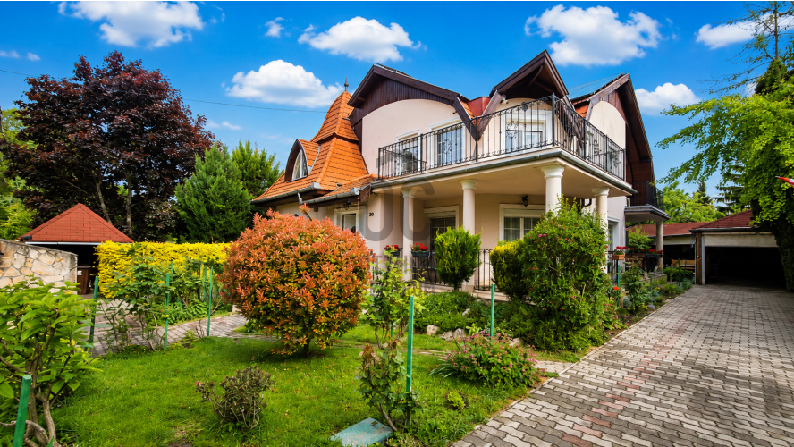 5 bed · 460m² · Családi ház · 465.000.000 Ft