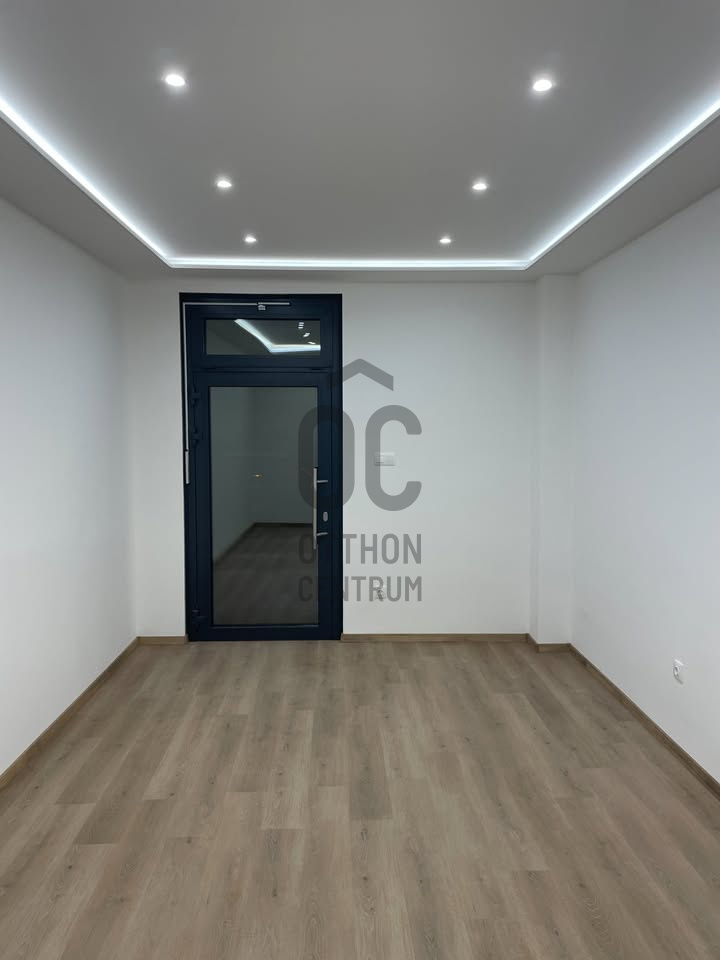 Gallery zoom image