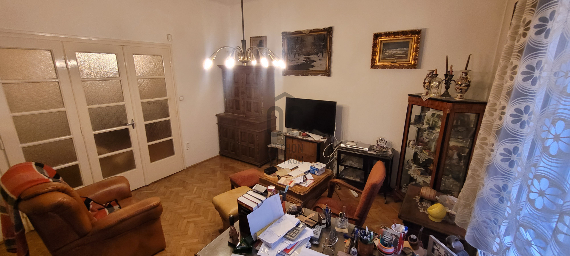 Gallery zoom image