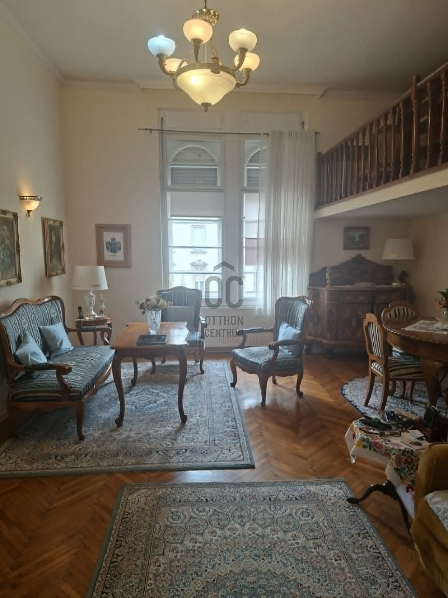 Gallery zoom image