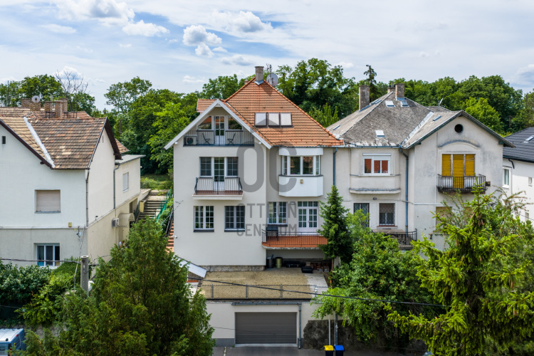 6 bed · 400m² · Családi ház · 750.000.000 Ft