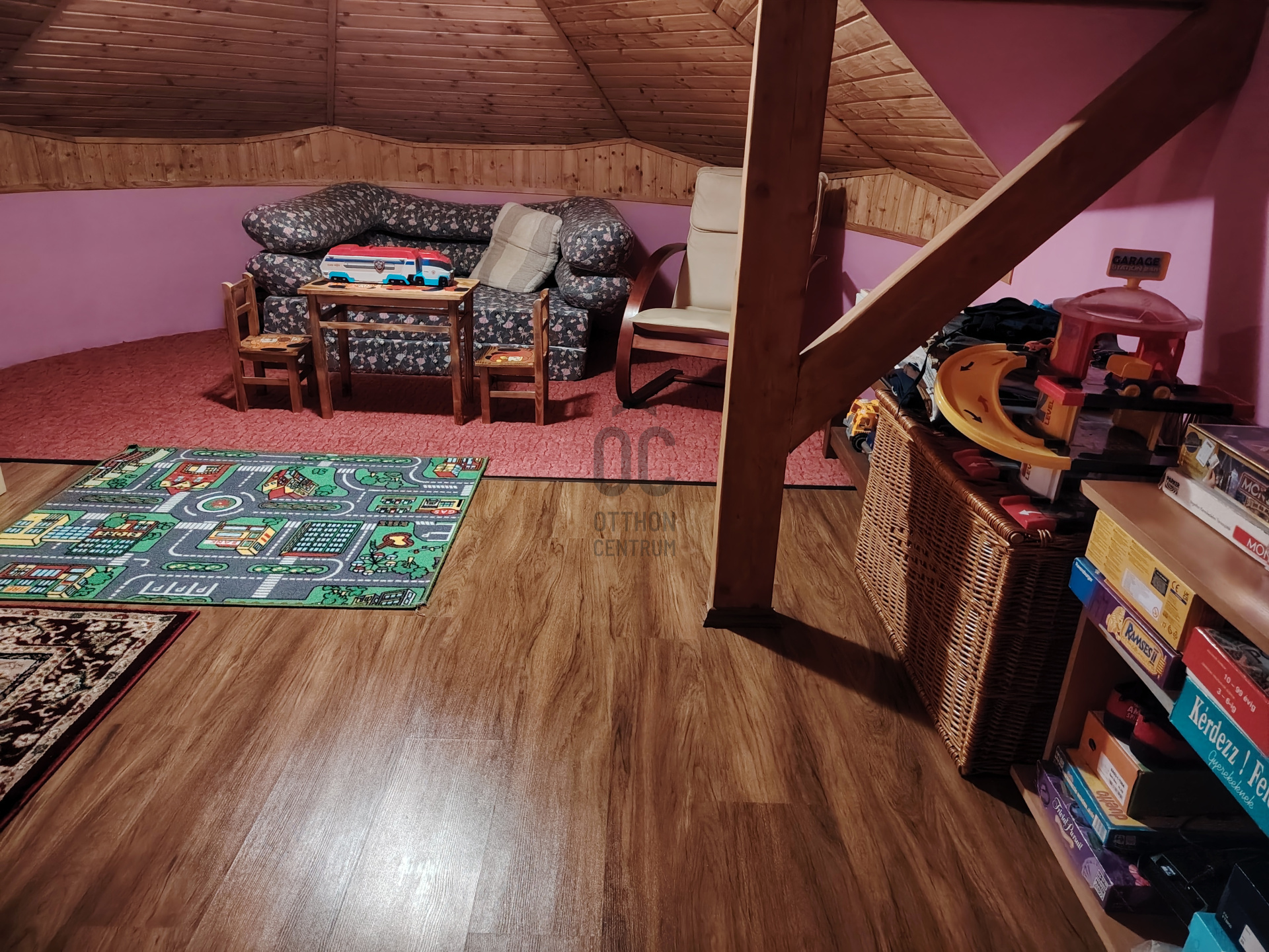 Gallery zoom image