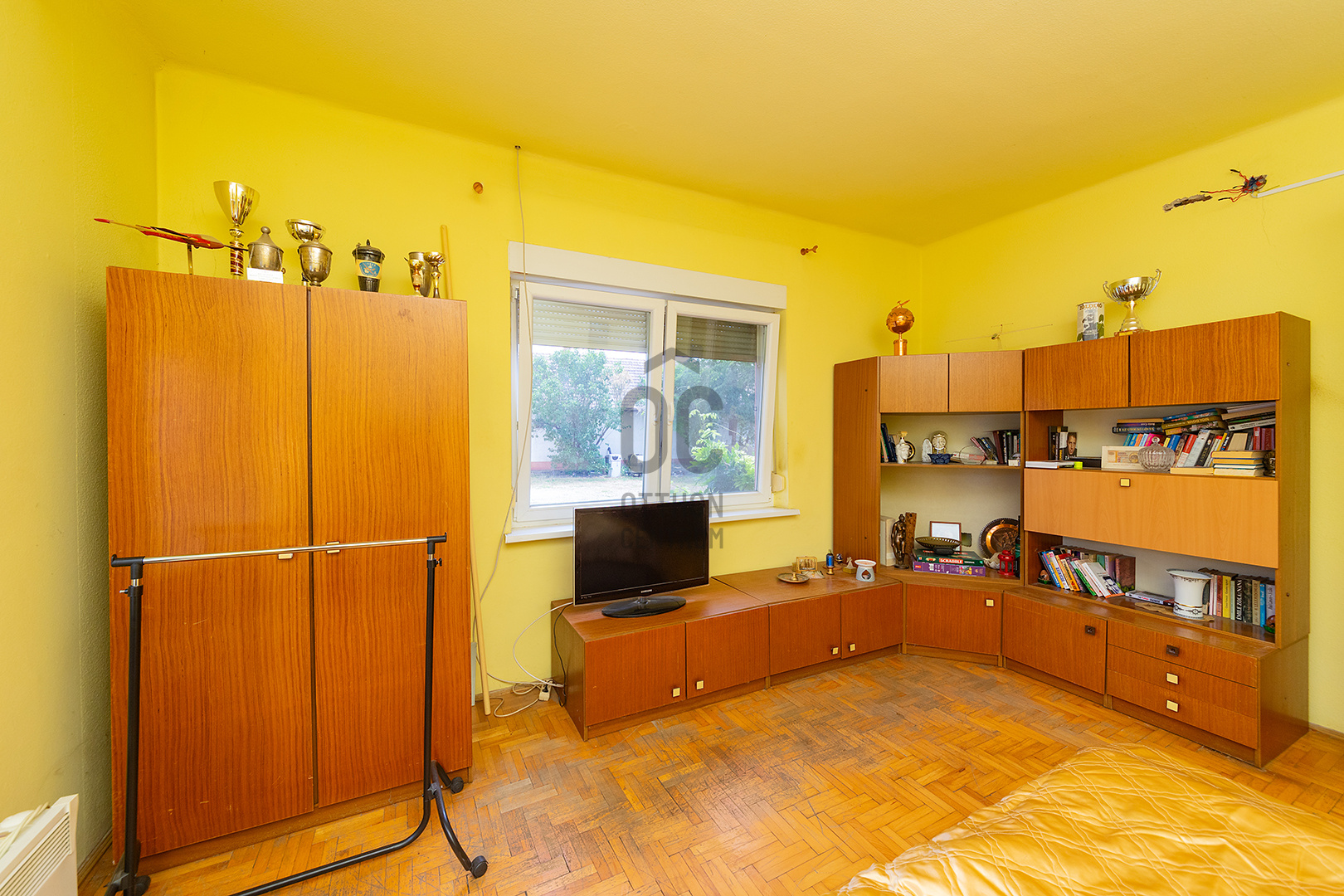 Gallery zoom image
