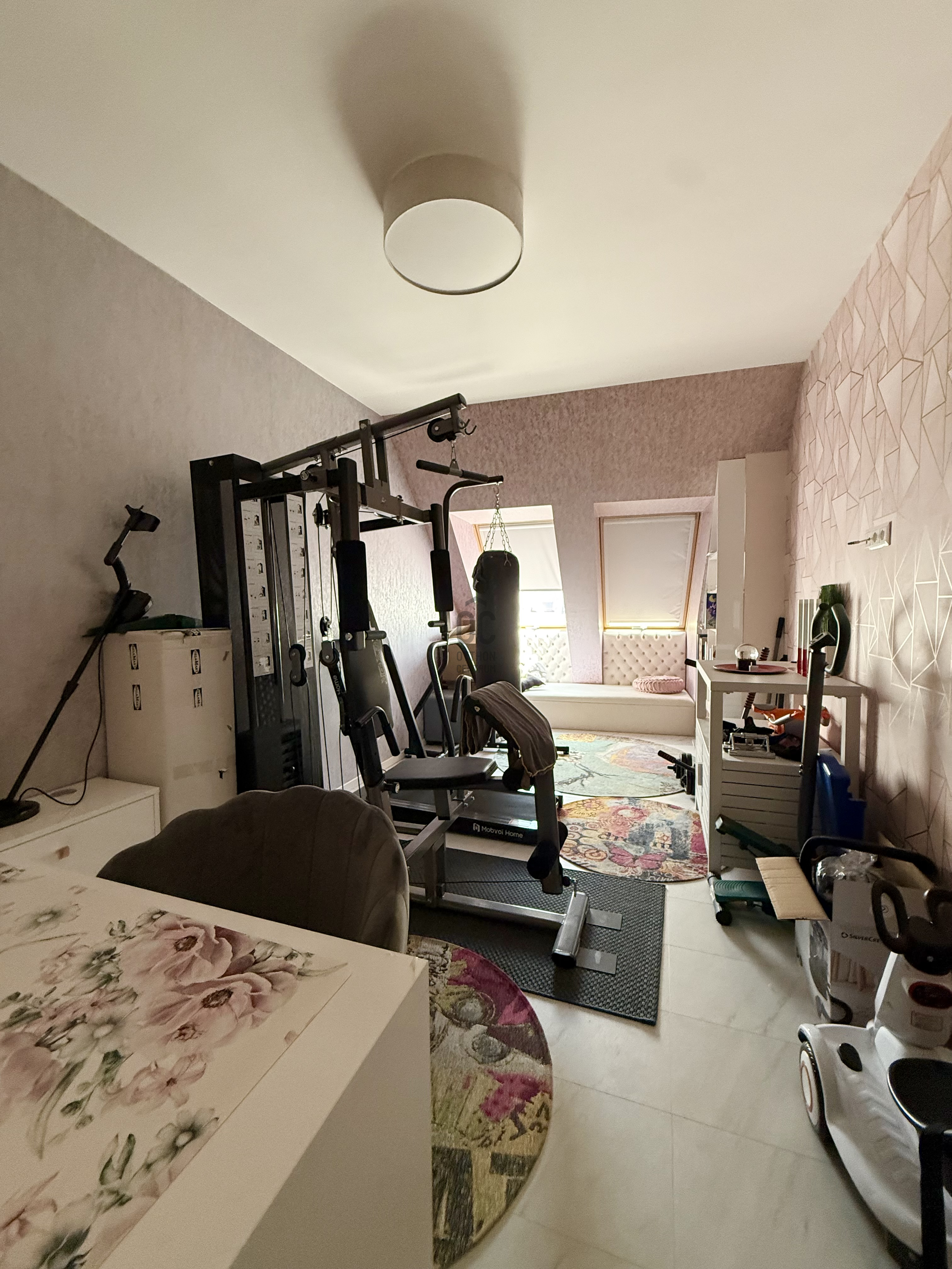 Gallery zoom image