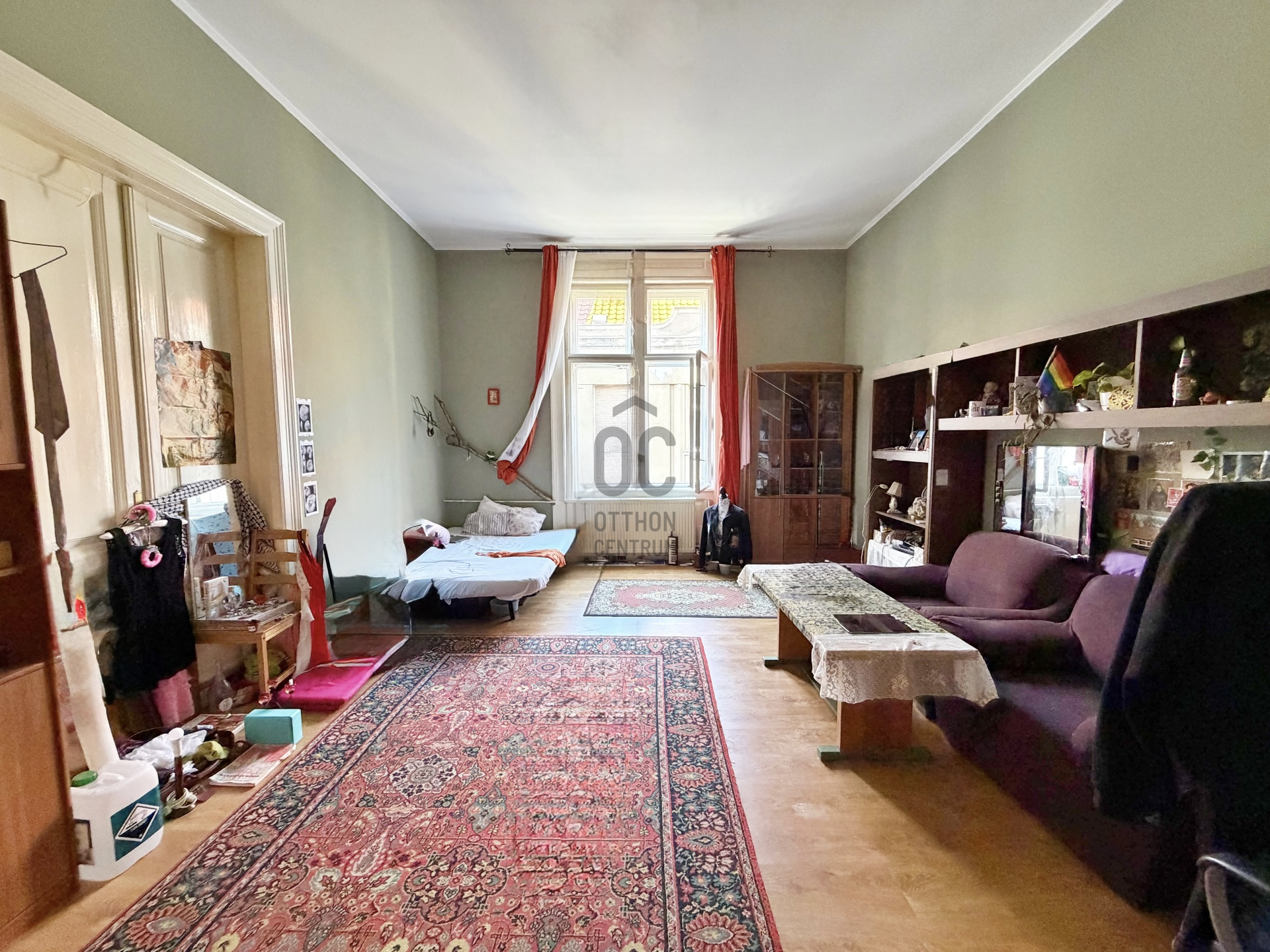Gallery zoom image