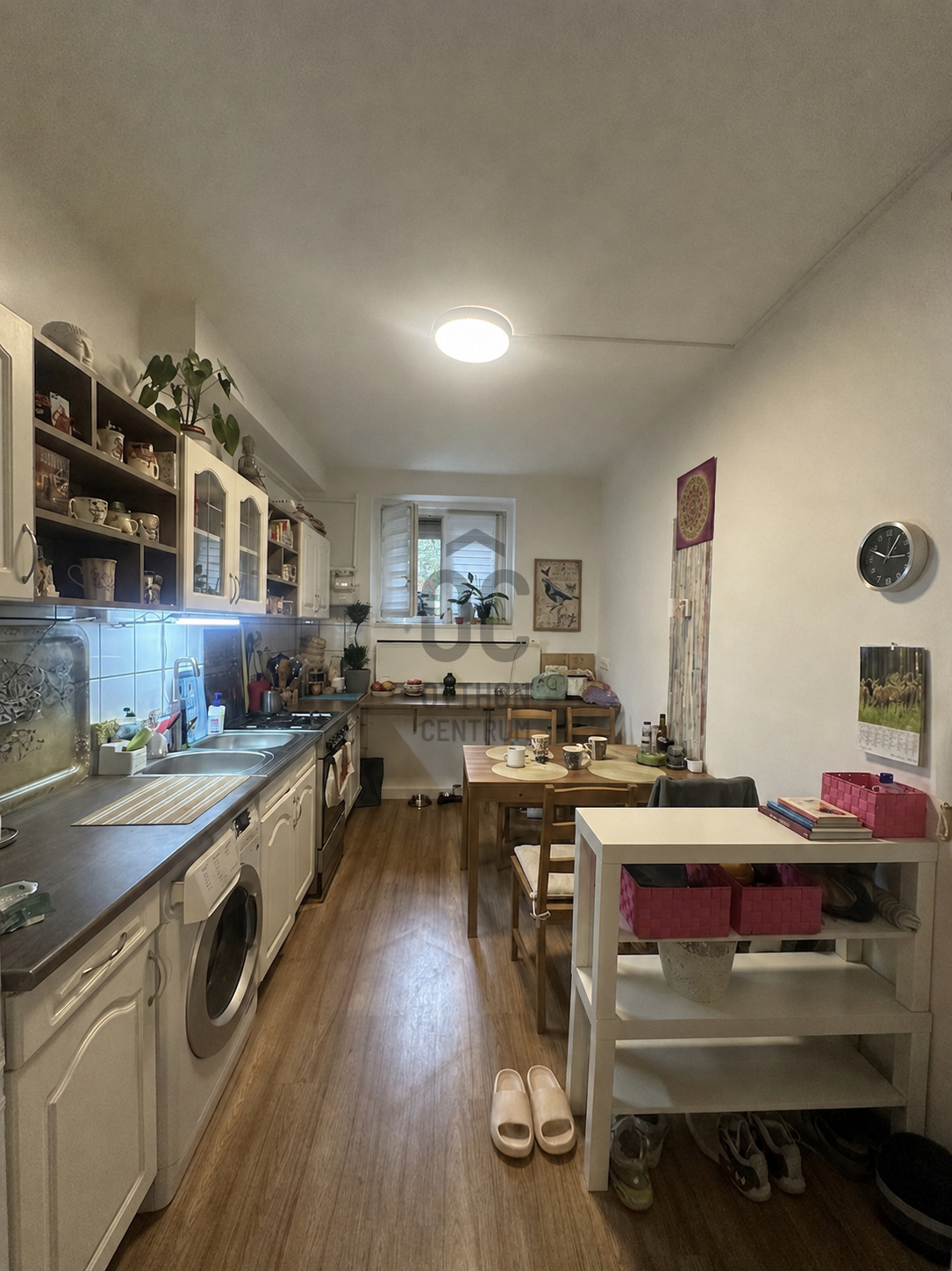 Gallery zoom image