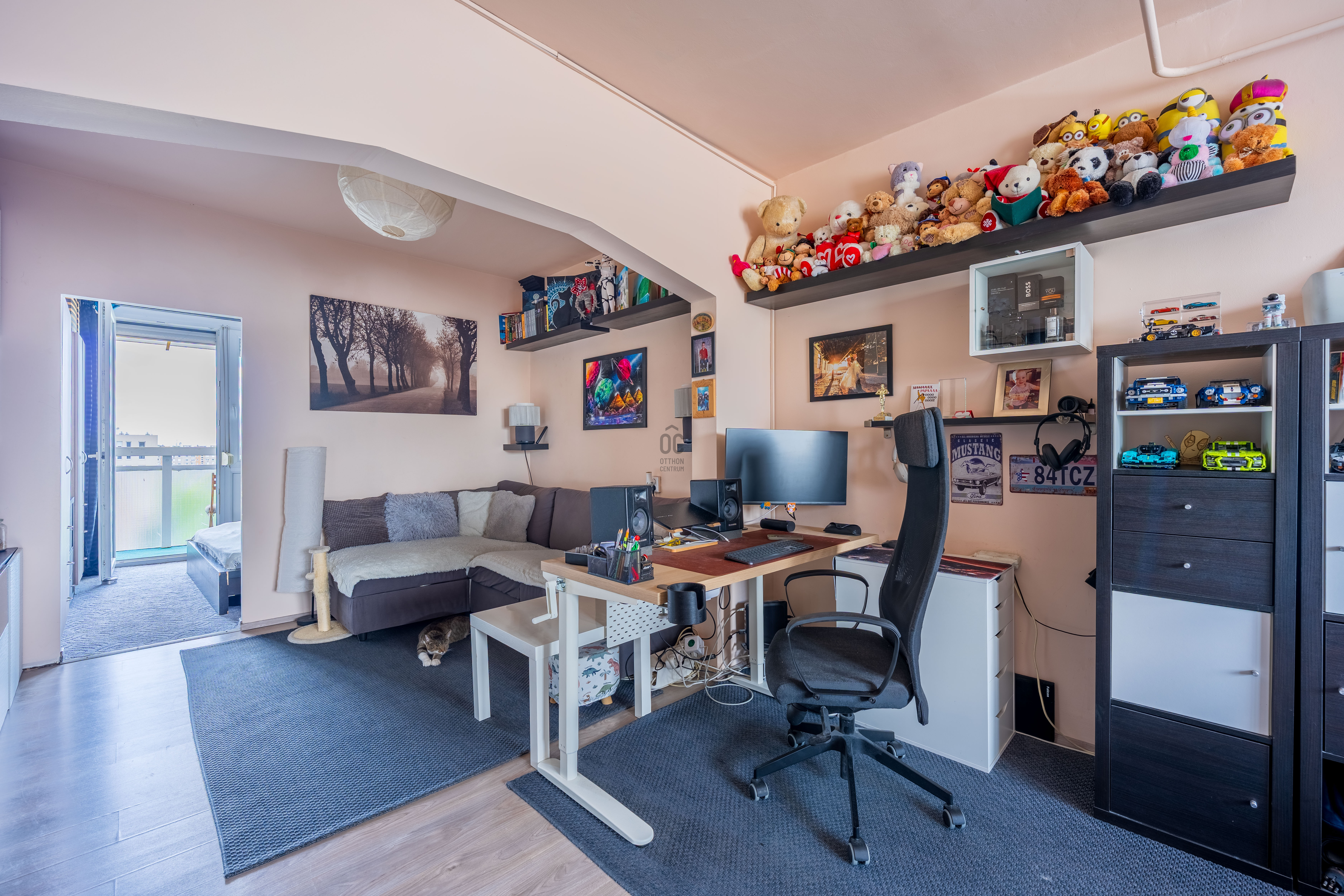 Gallery zoom image