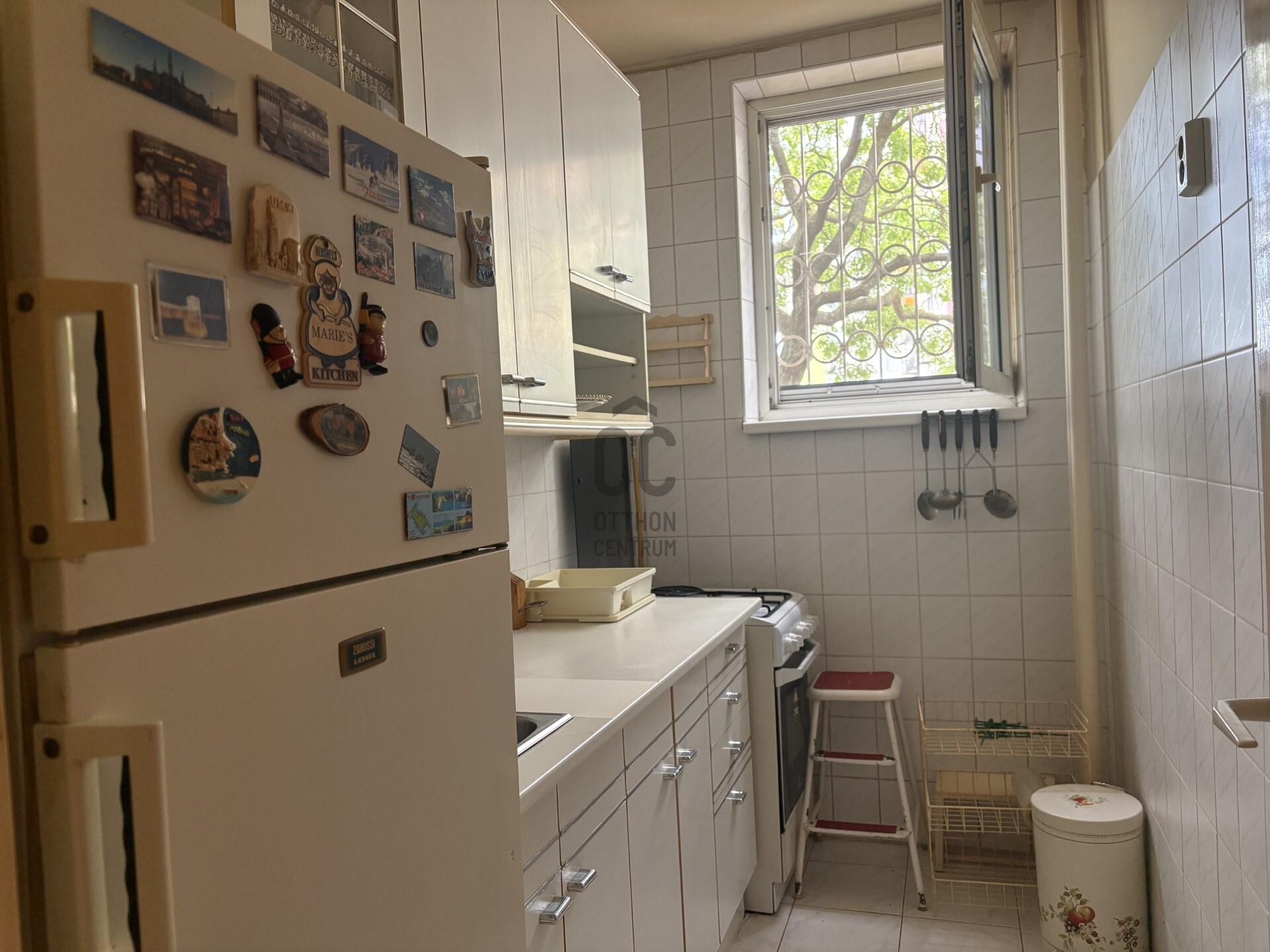 Gallery zoom image