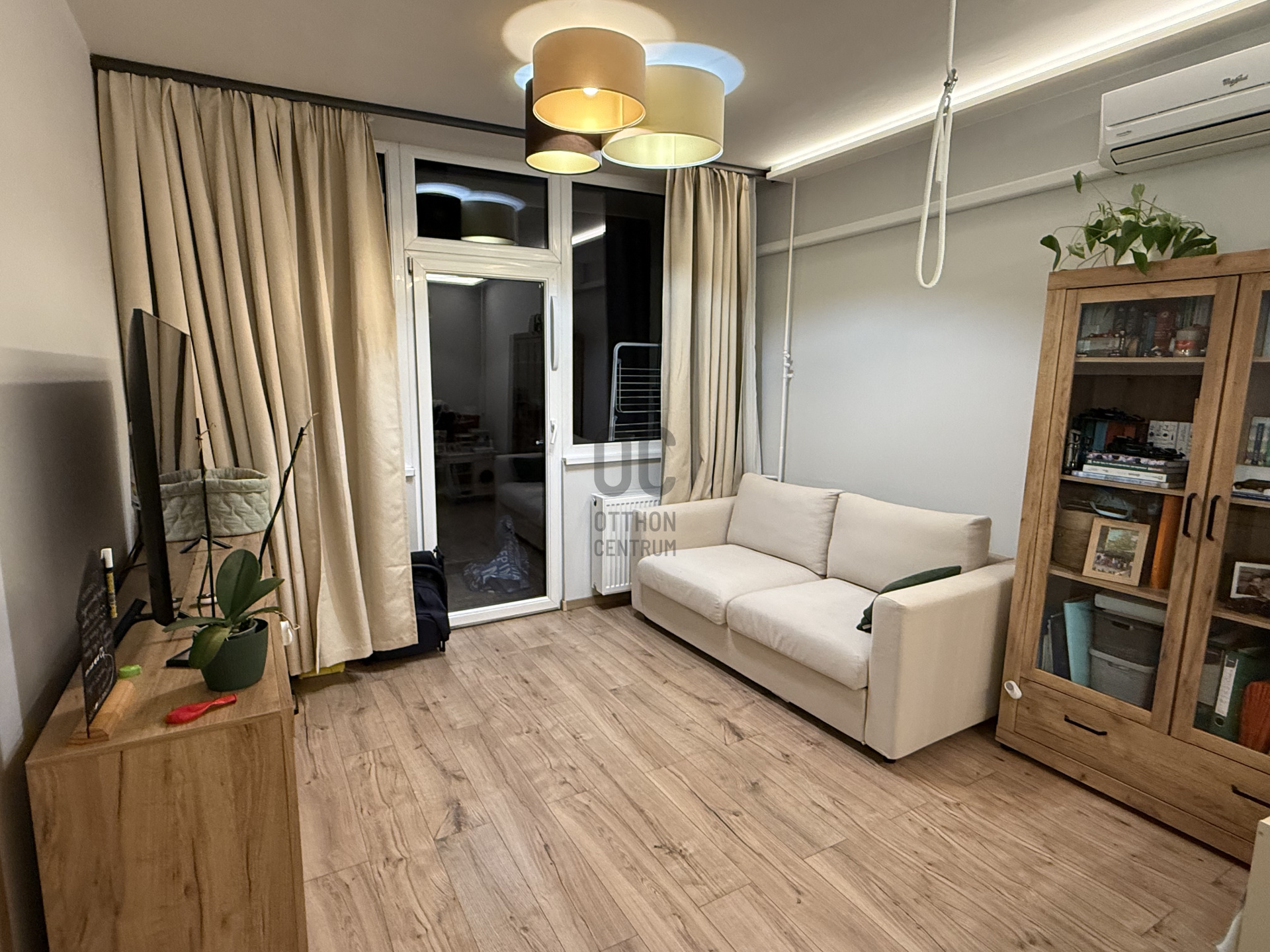 Gallery zoom image