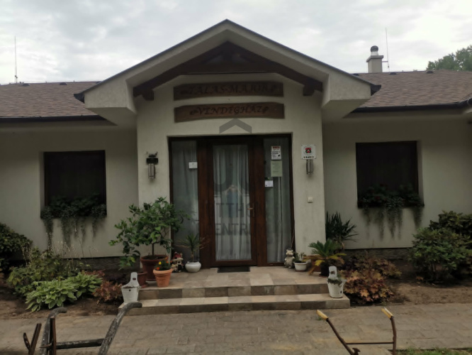 8 bed · 460m² · Családi ház · 399.000.000 Ft