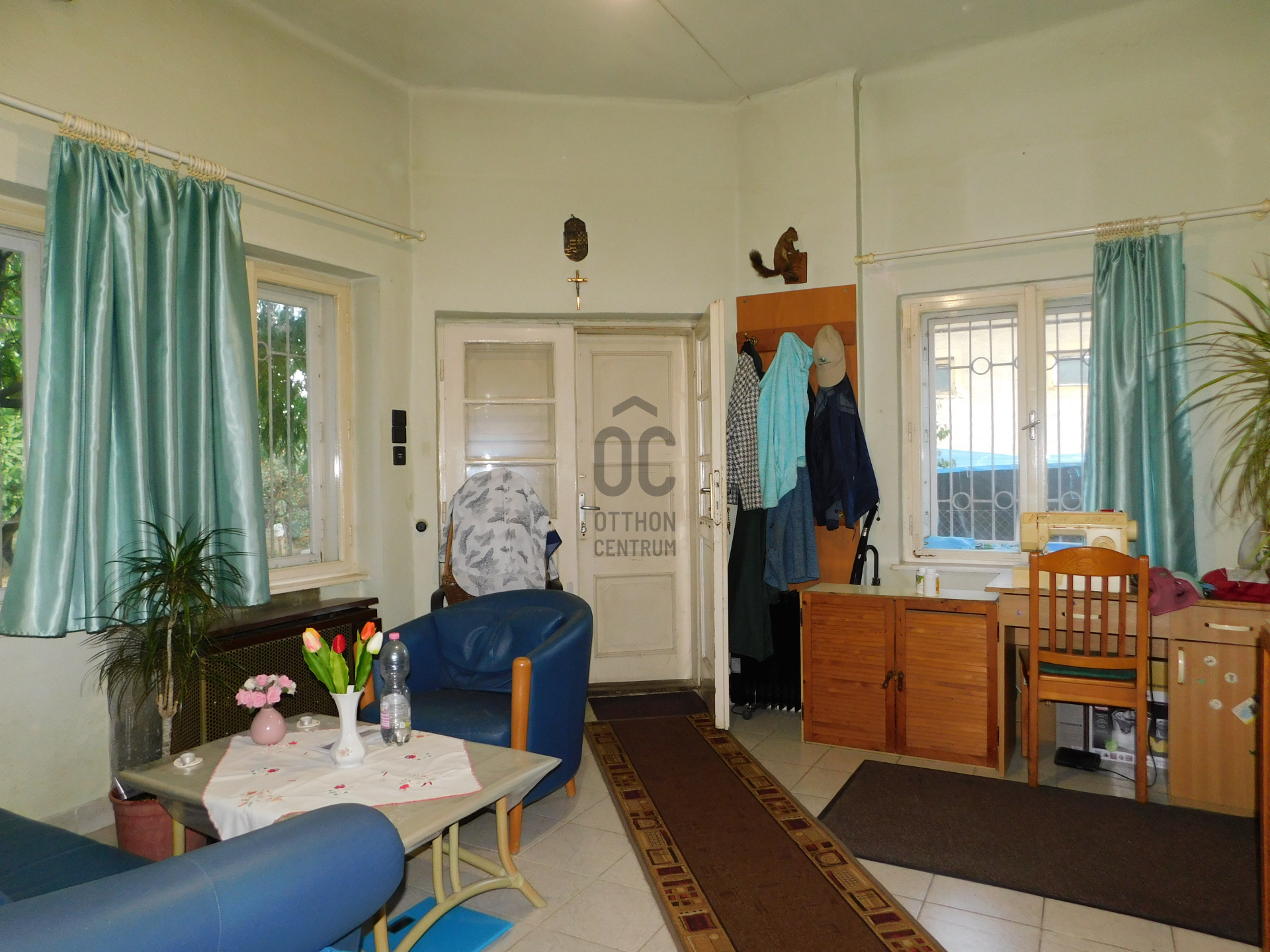 Gallery zoom image