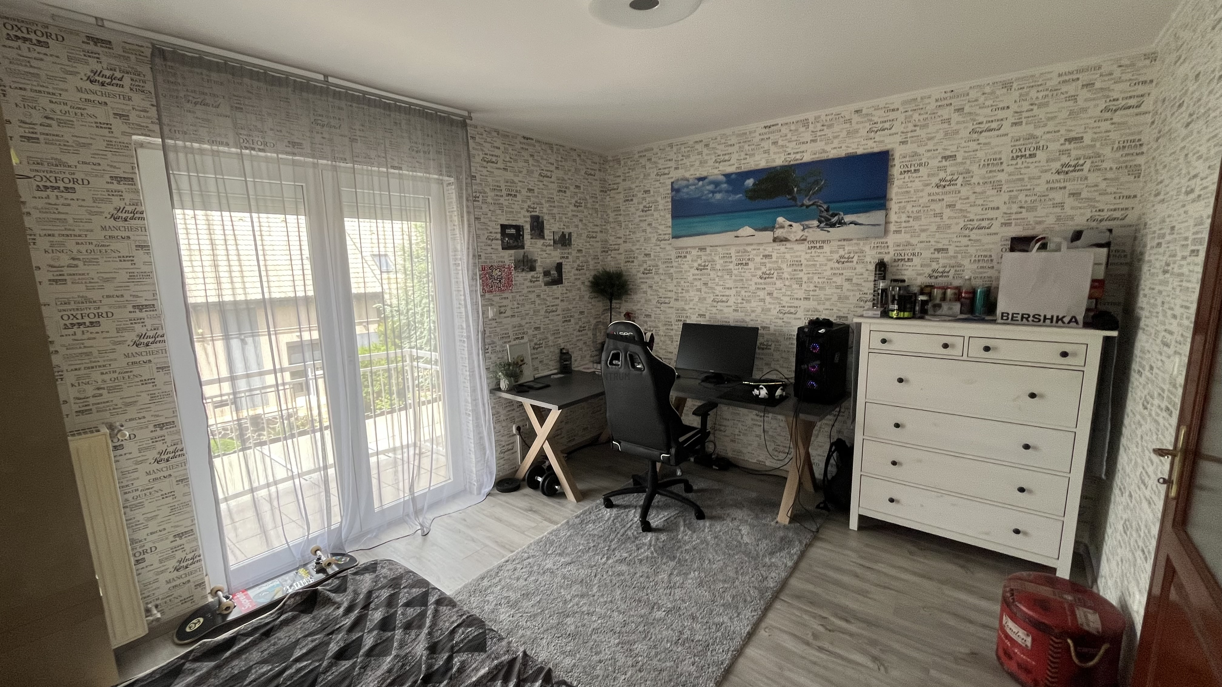 Gallery zoom image
