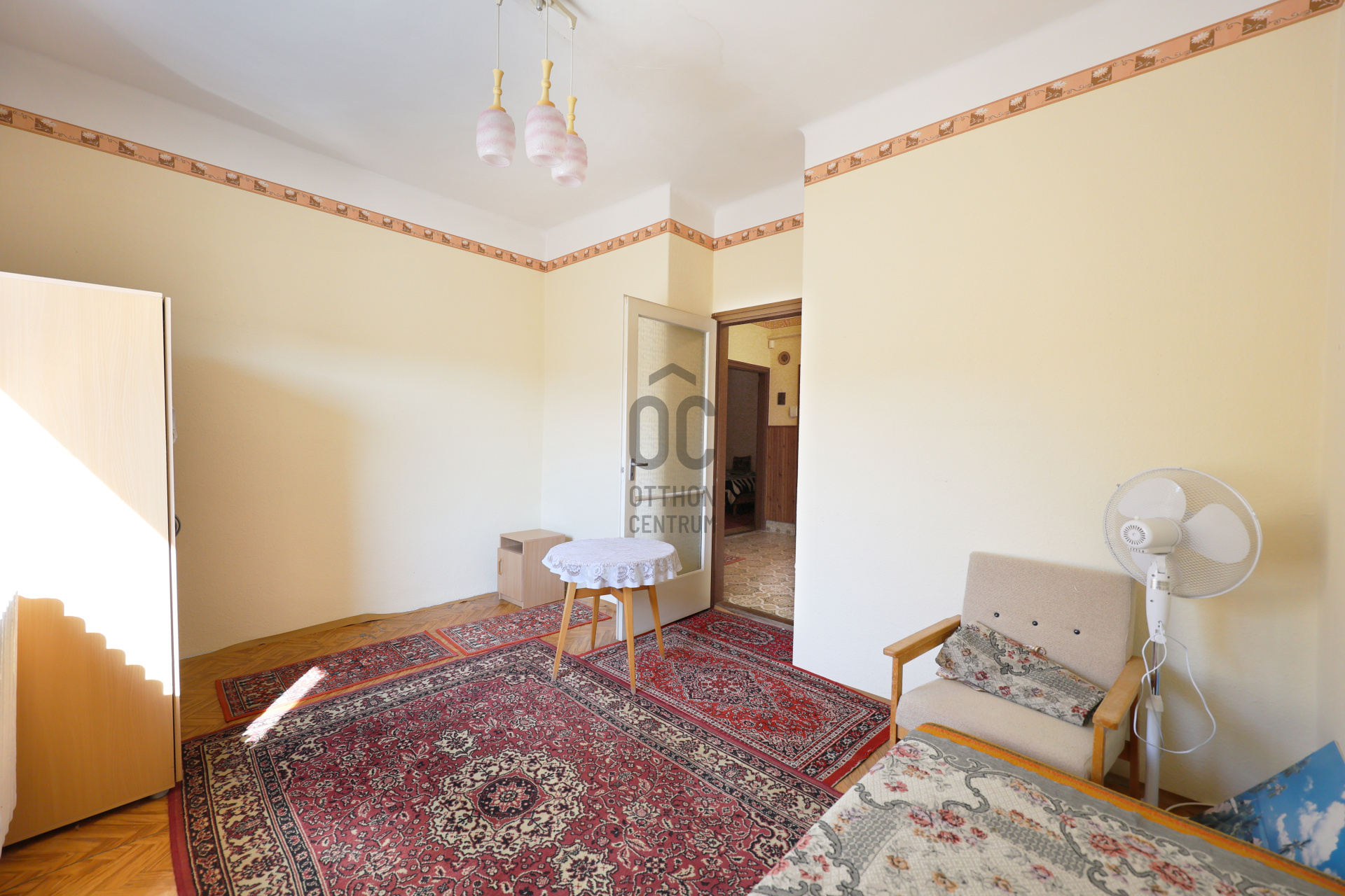 Gallery zoom image