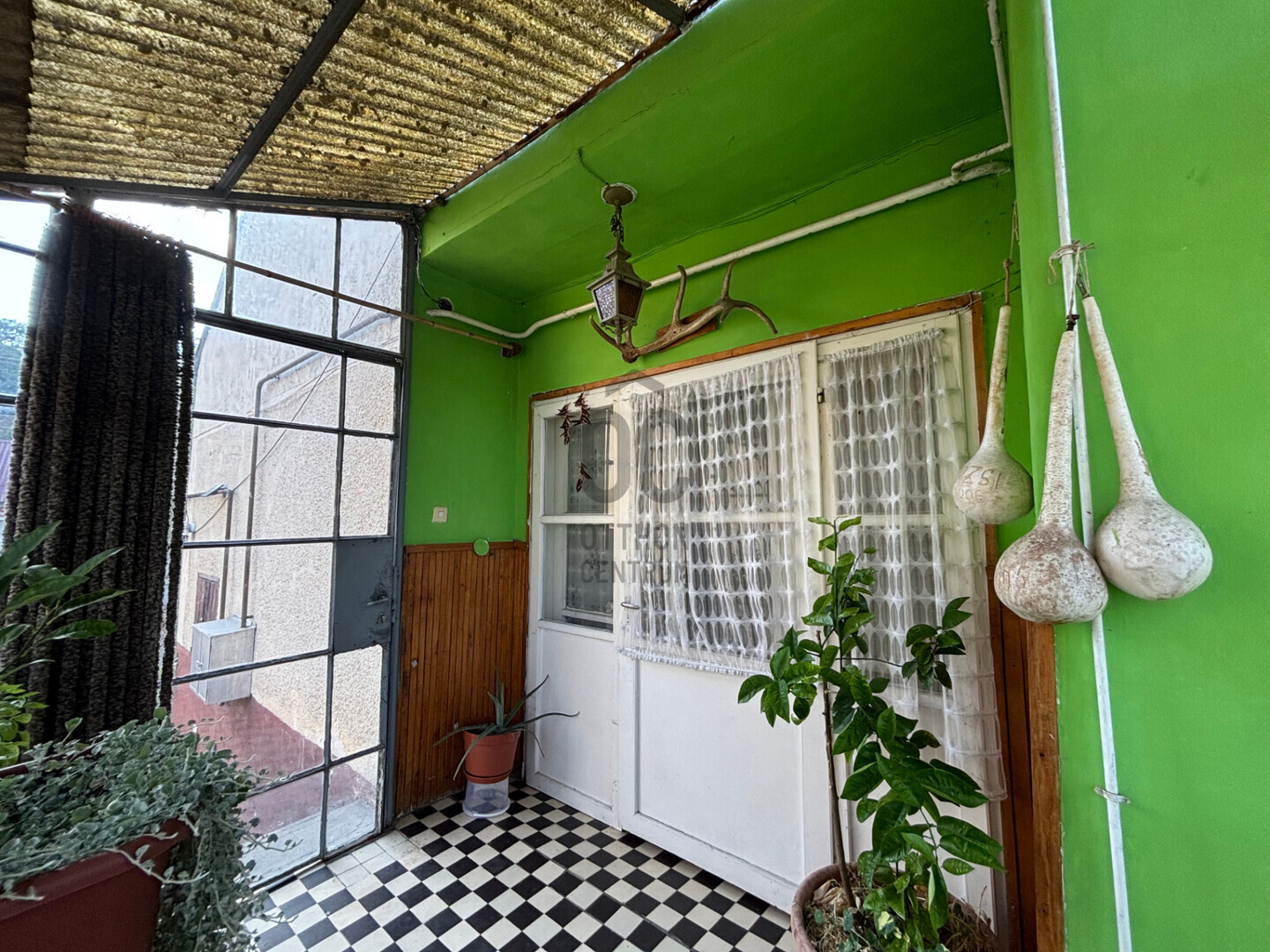 Gallery zoom image
