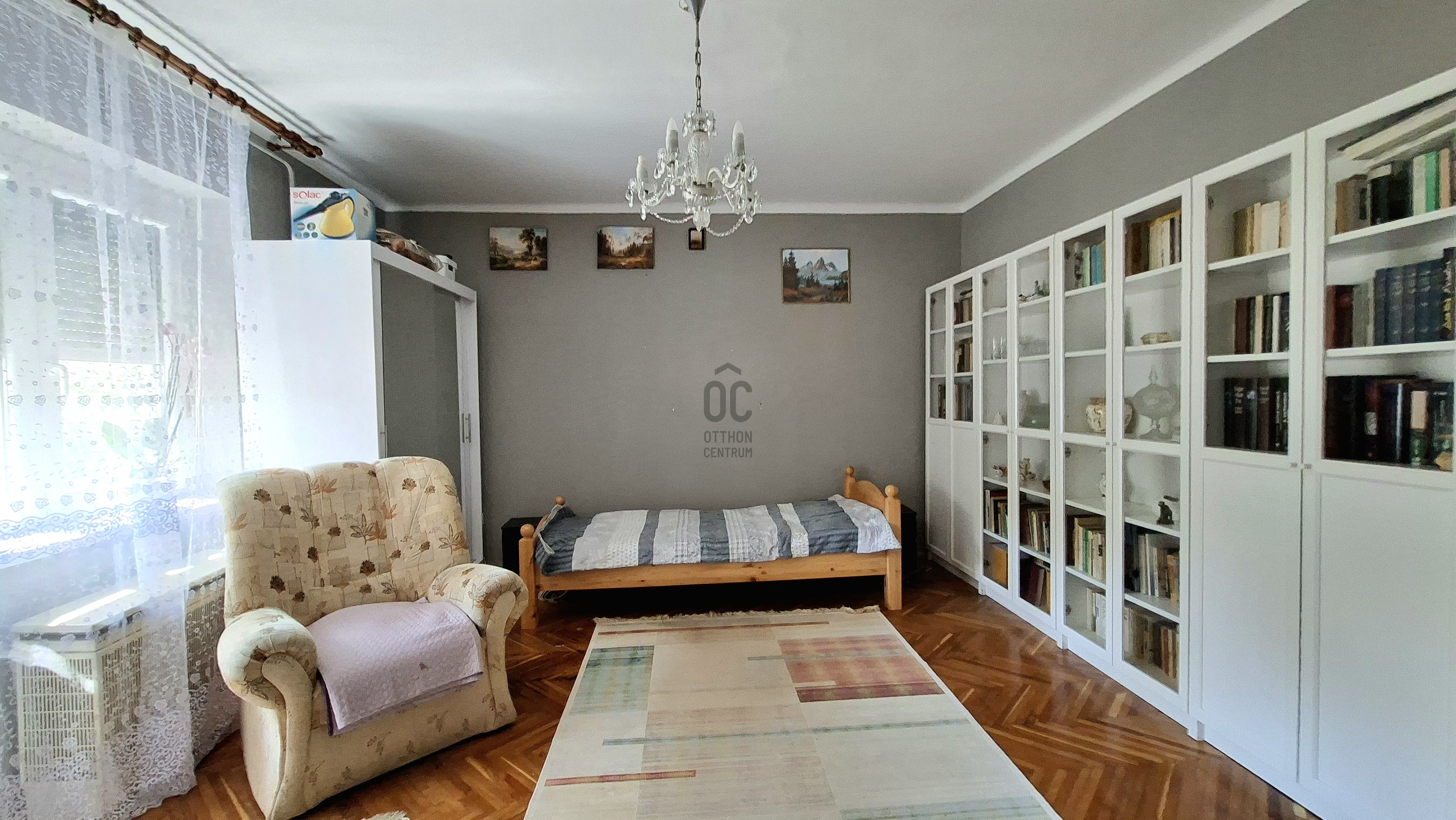 Gallery zoom image