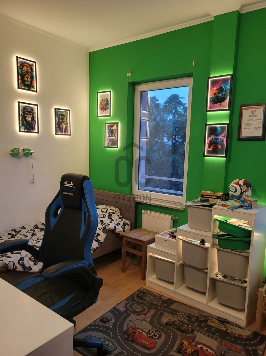 Gallery zoom image