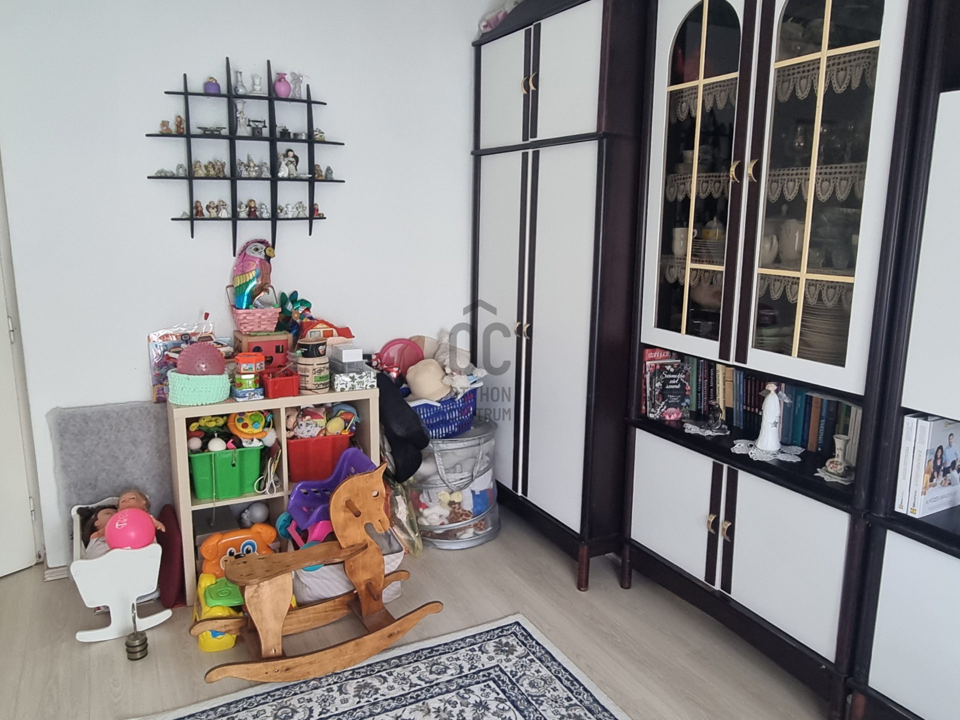 Gallery zoom image