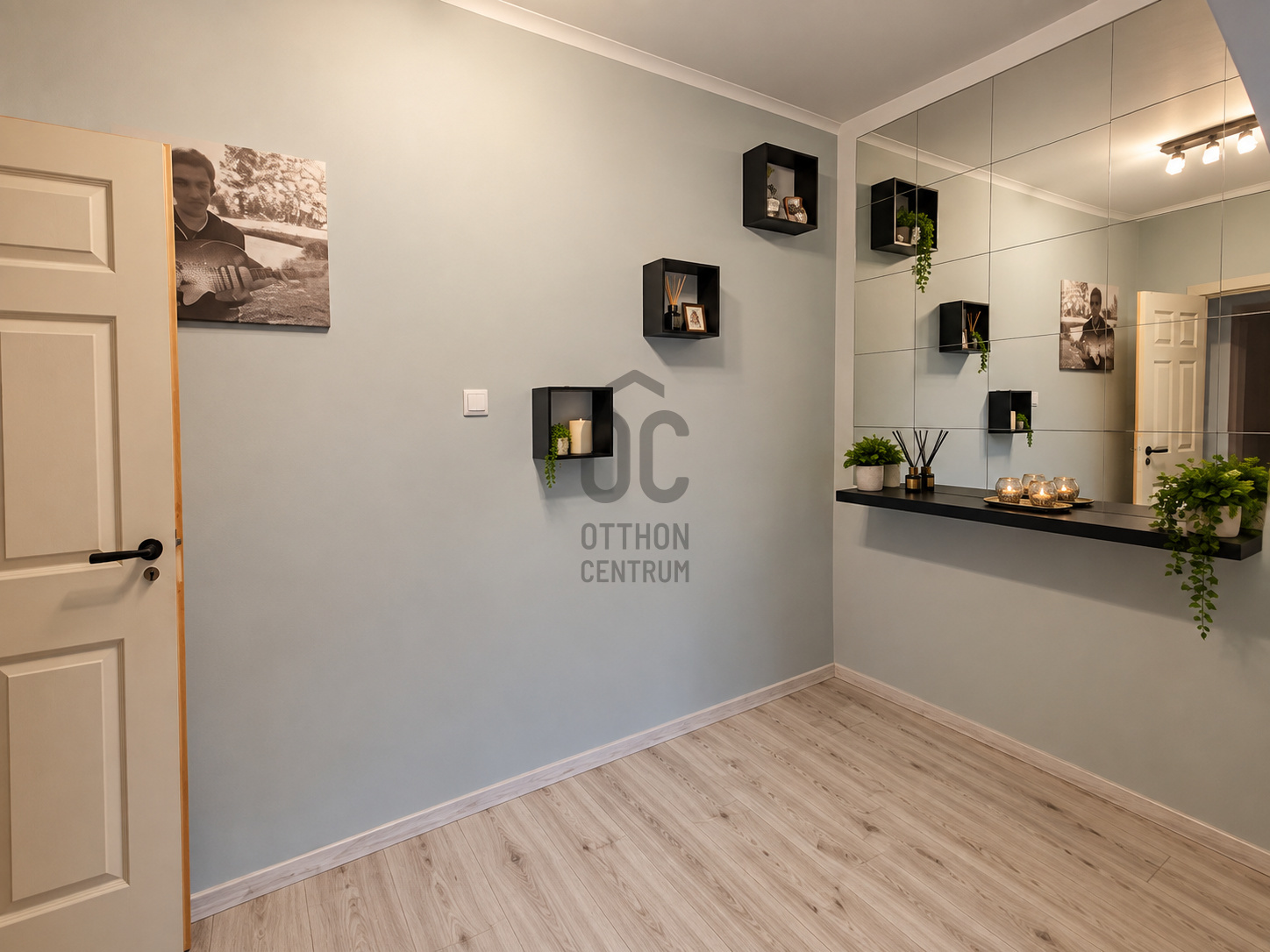 Gallery zoom image