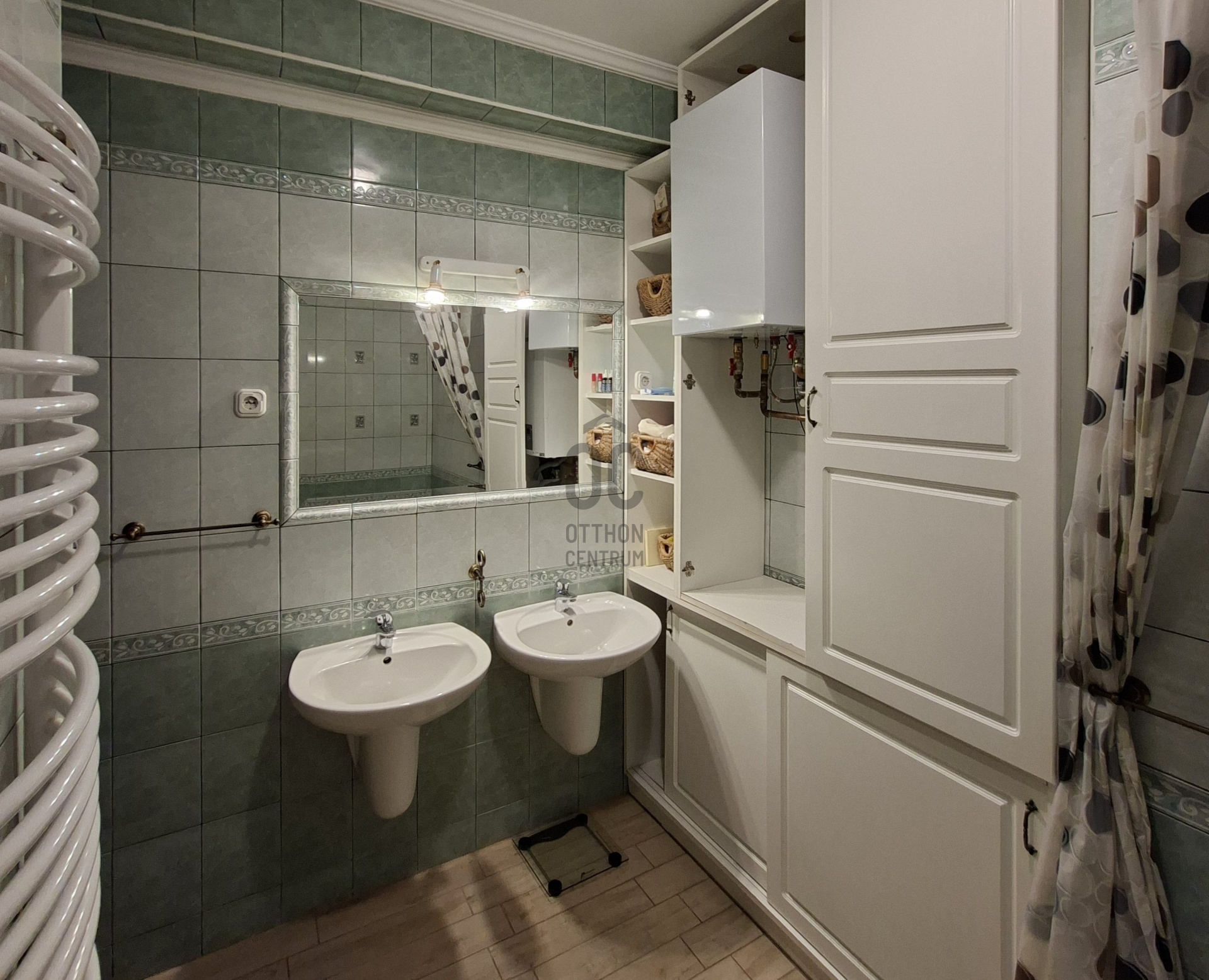 Gallery zoom image