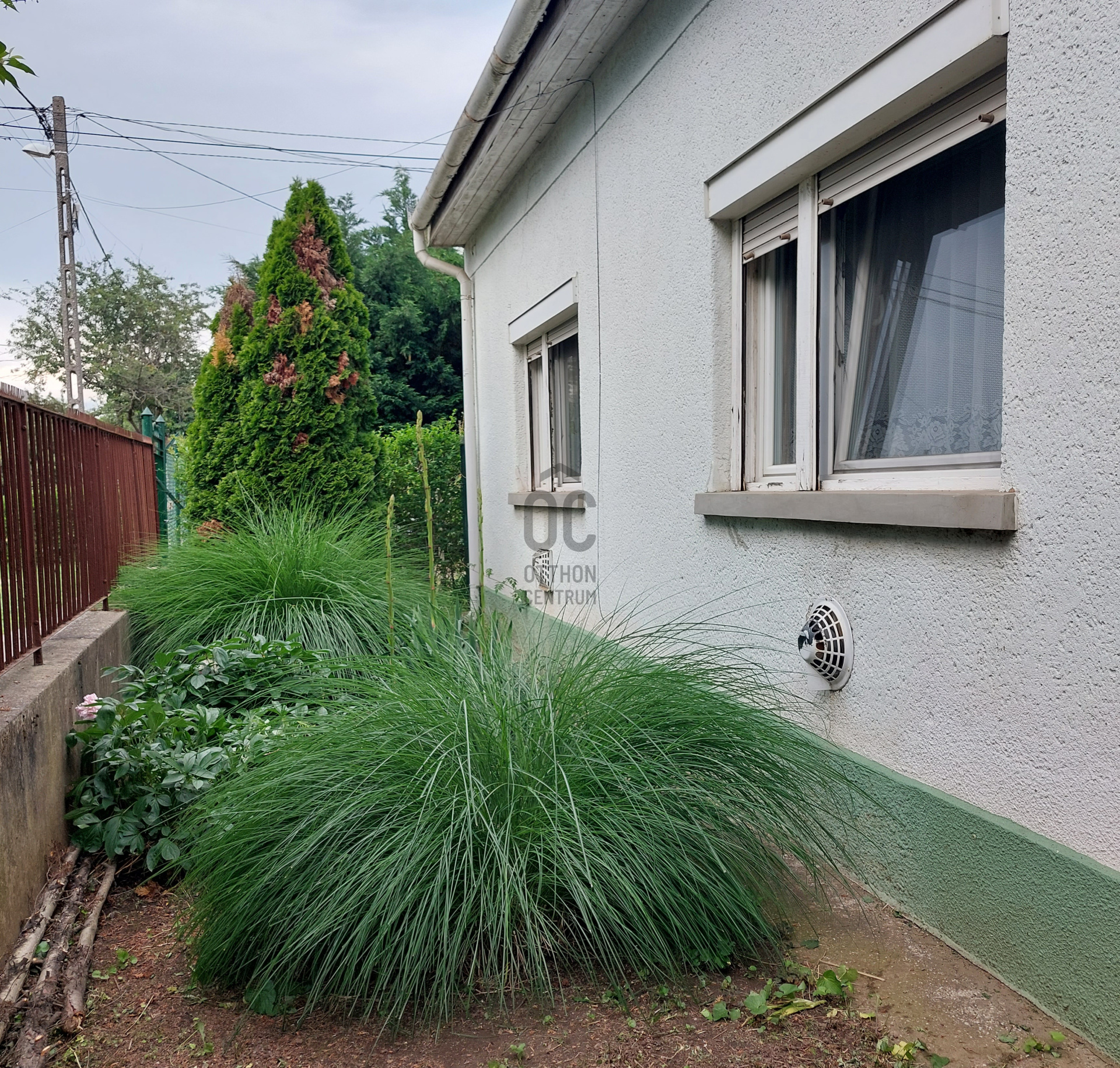 Gallery zoom image