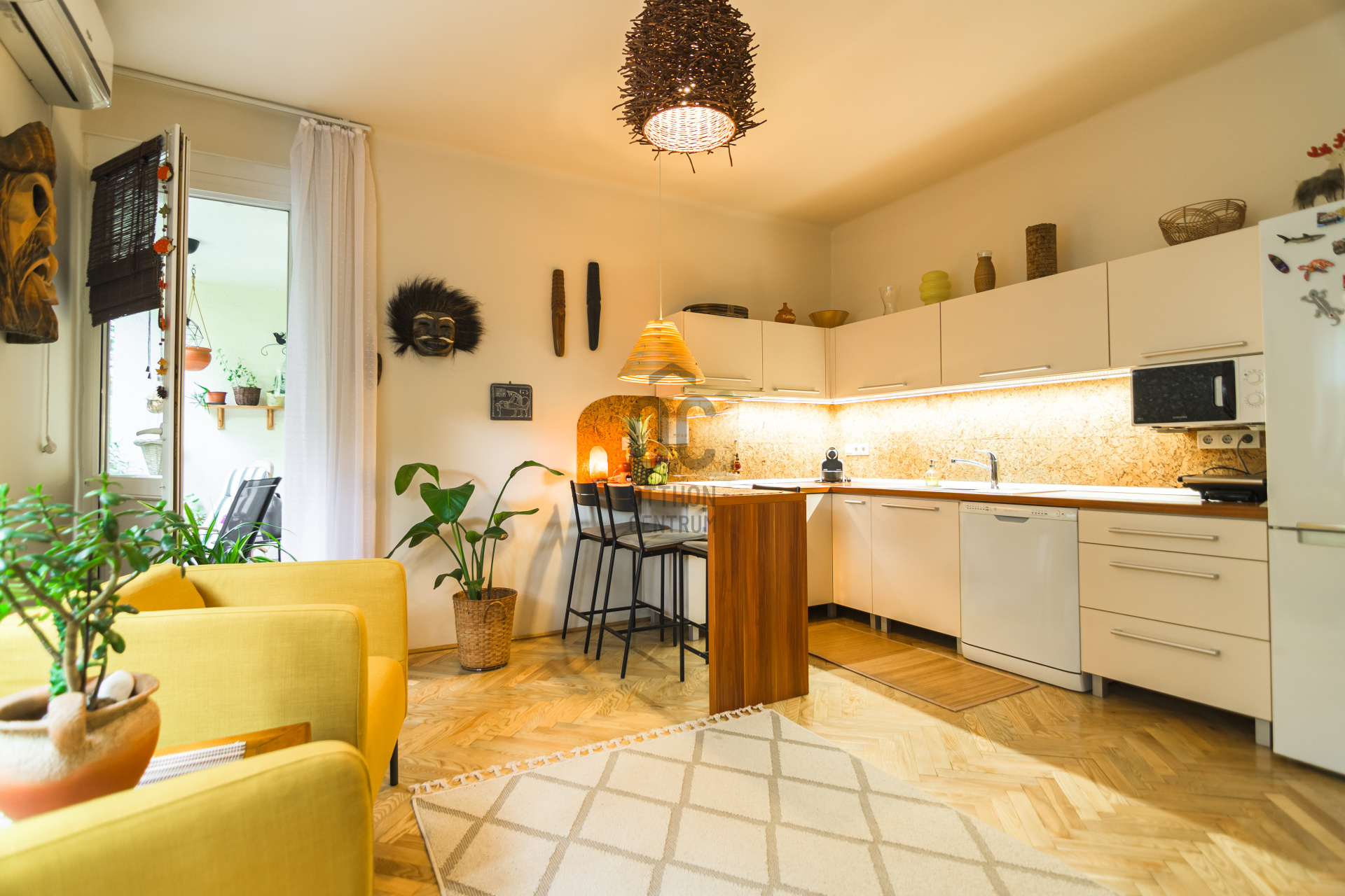 Gallery zoom image