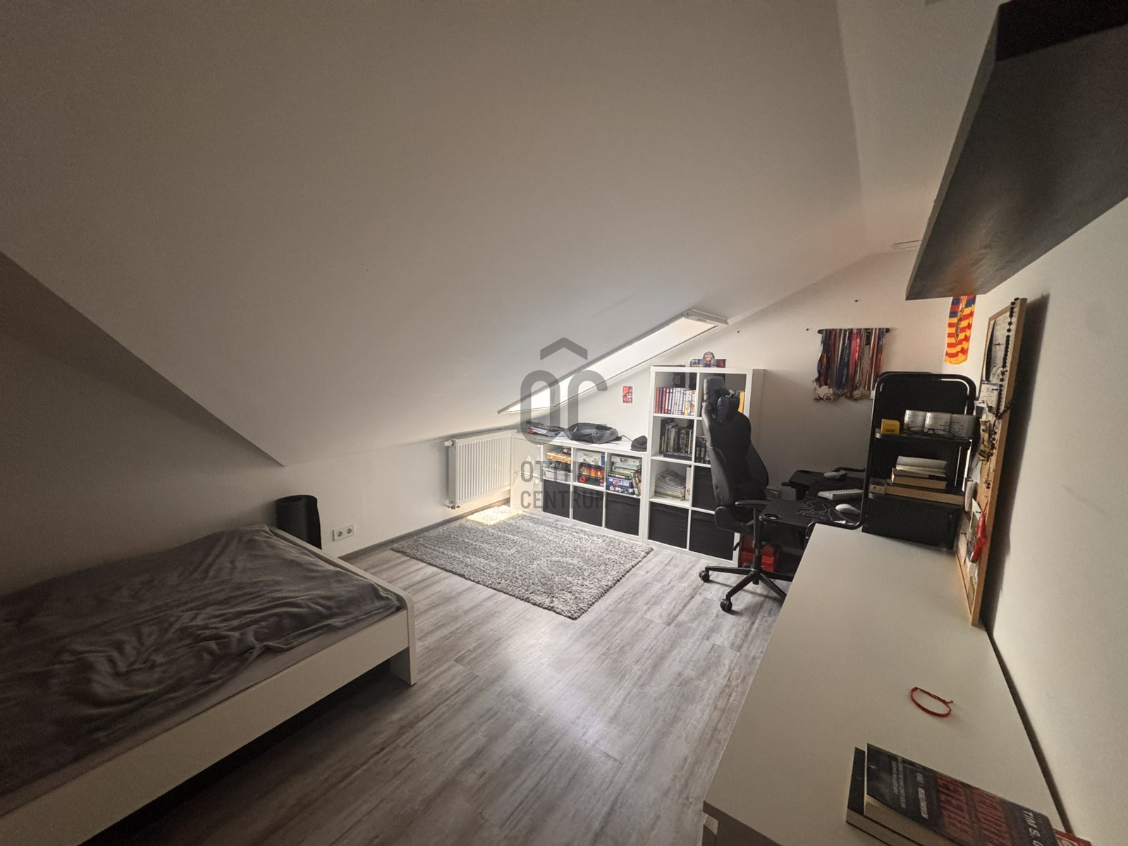Gallery zoom image