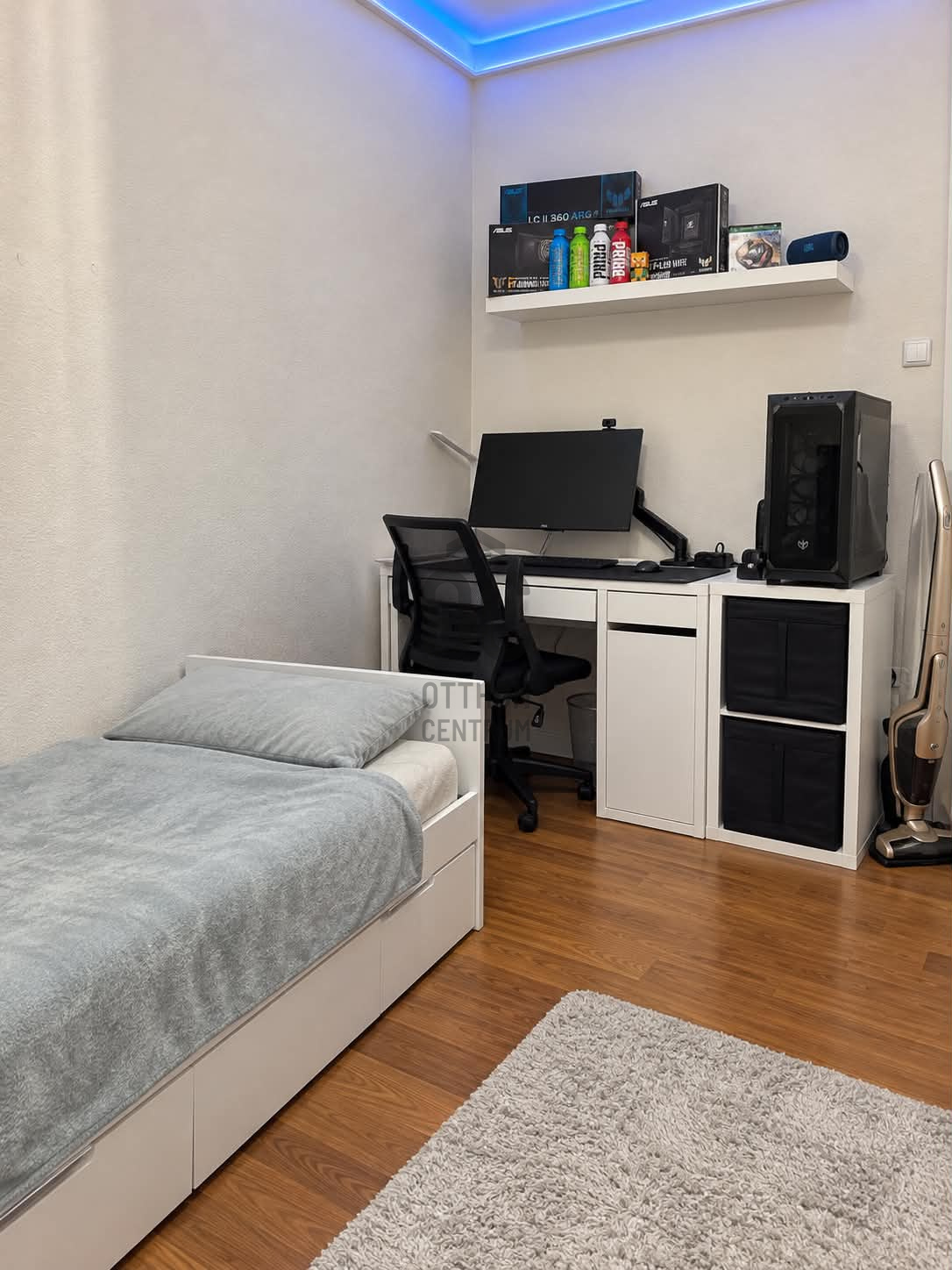 Gallery zoom image