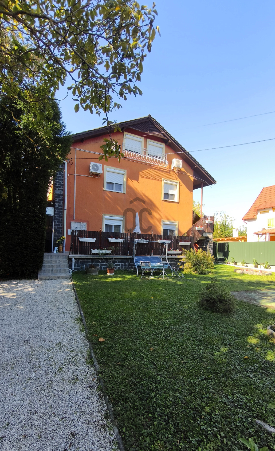 Gallery zoom image