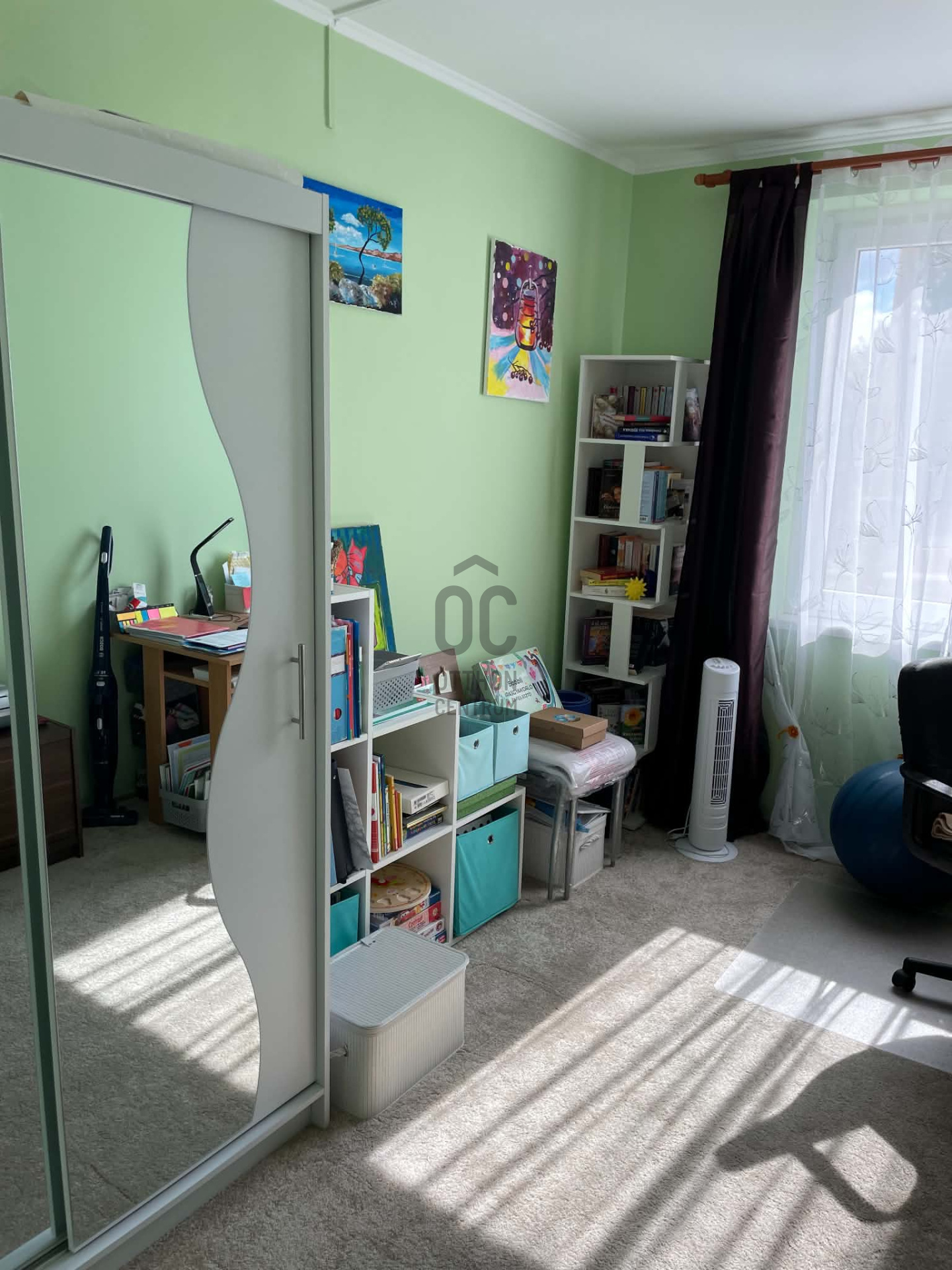 Gallery zoom image