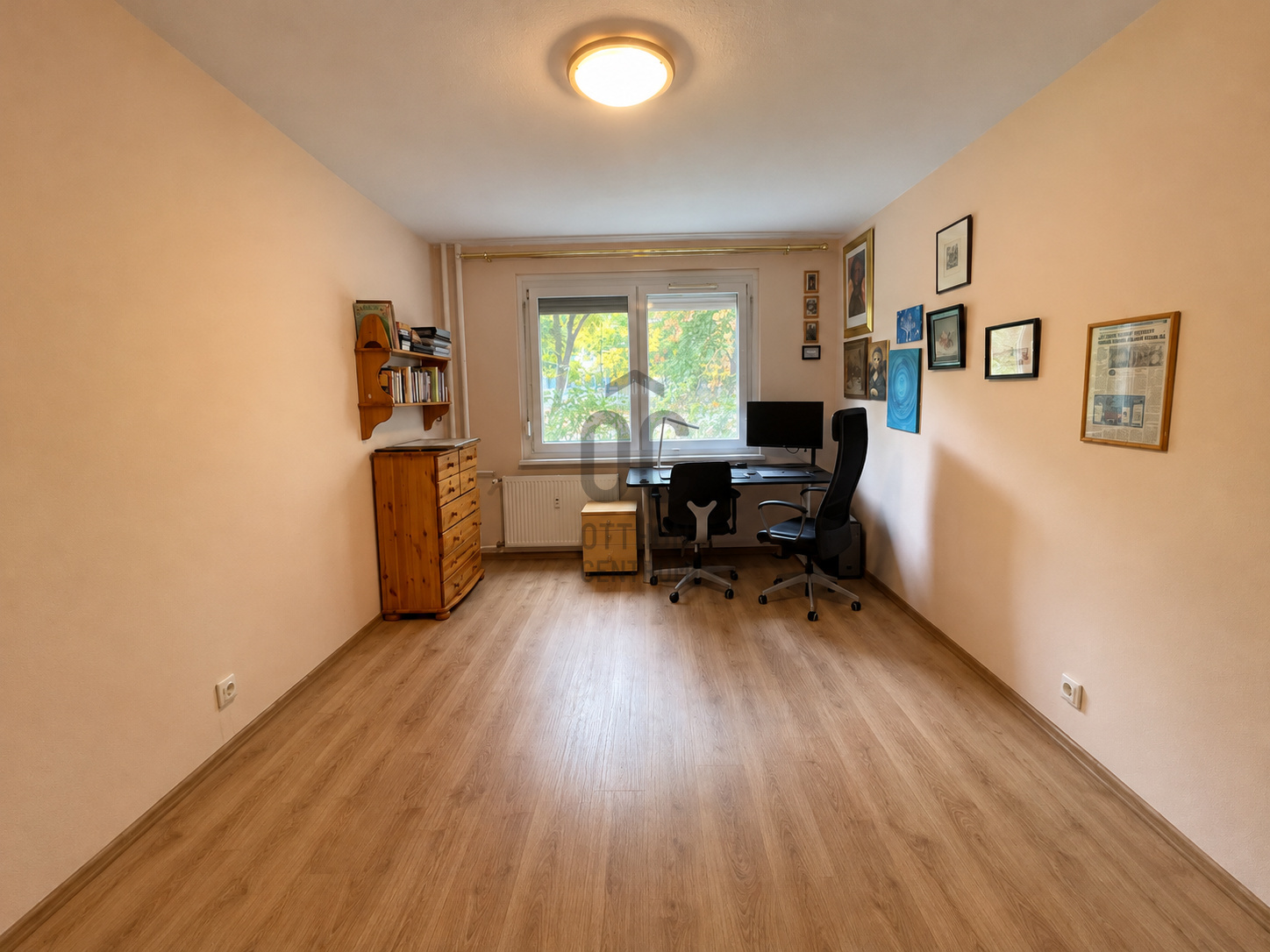 Gallery zoom image