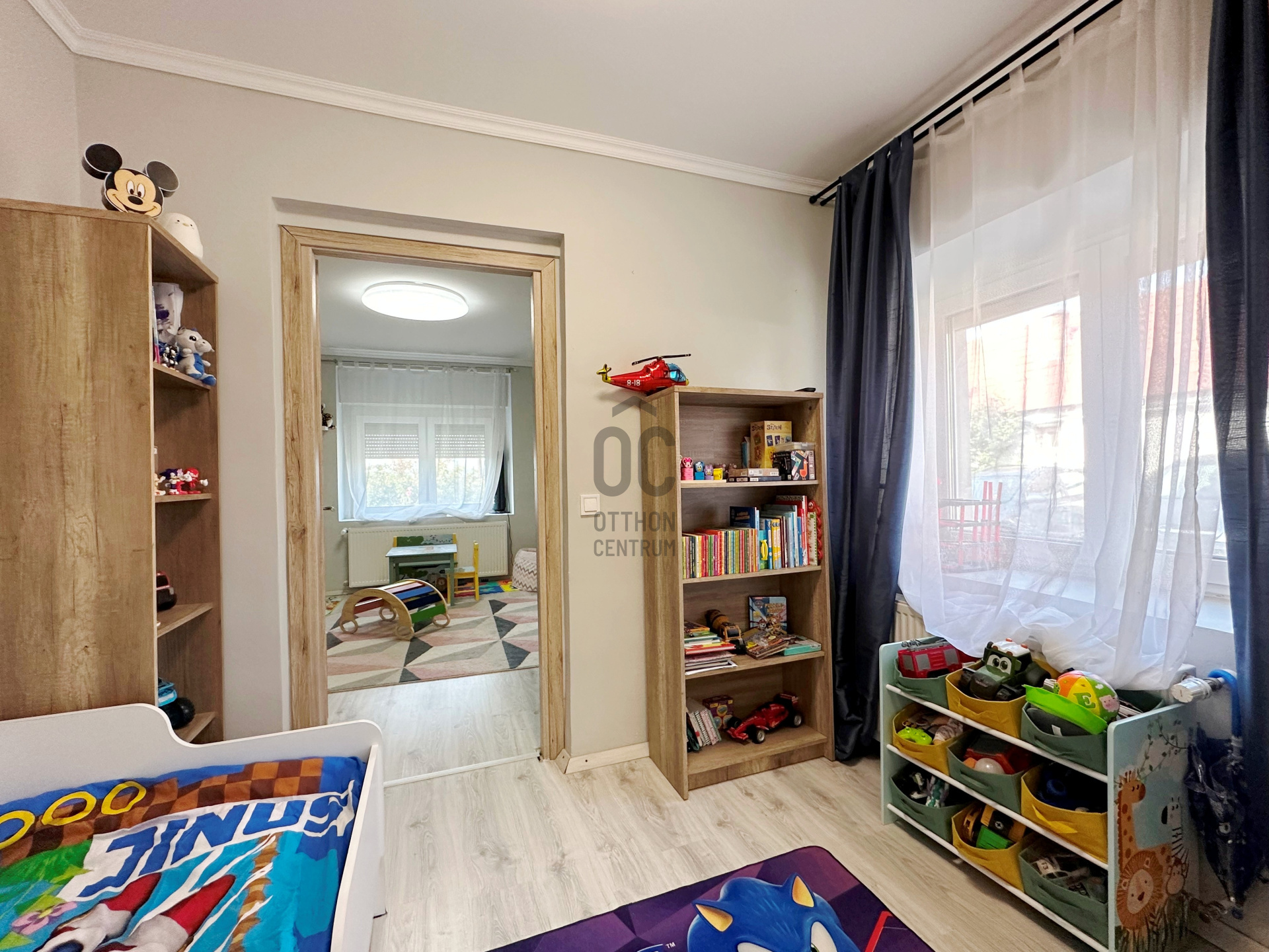 Gallery zoom image