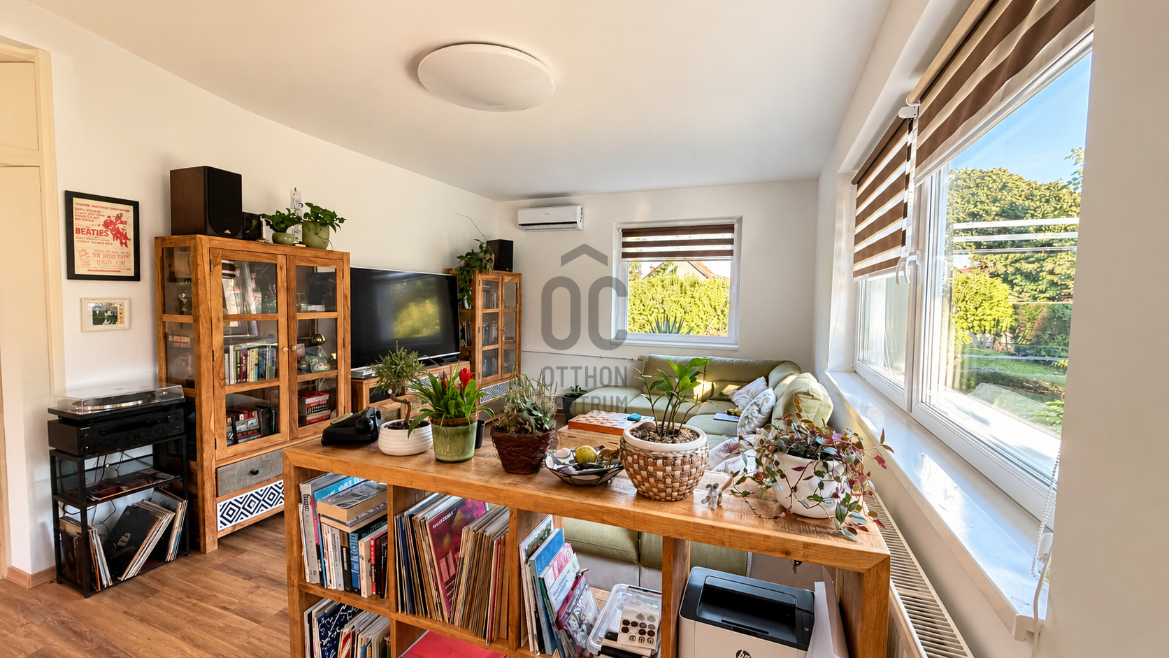Gallery zoom image